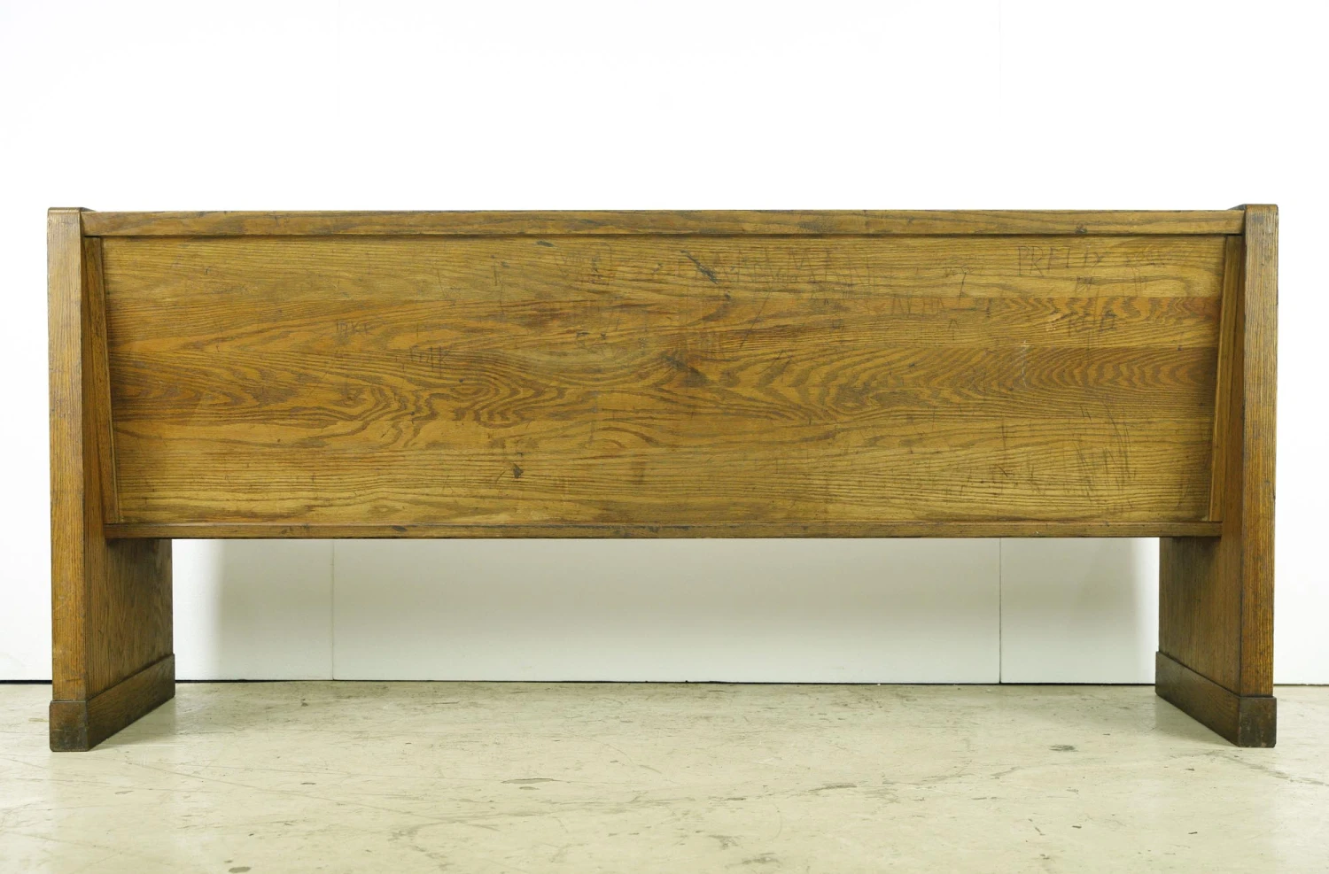 Vintage 6 Ft. Simple Design Oak Courtroom Bench 10 Vintage 6 Ft. Simple Design Oak Courtroom Bench - Image 8