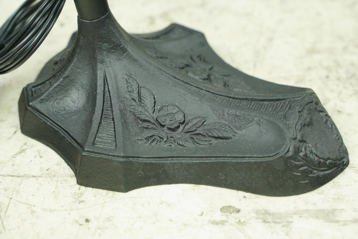 Restored Antique S. Robert Schwartz & Bro. Floral Adjustable Arm Desk Lamp 10 Restored Antique S. Robert Schwartz & Bro. Floral Adjustable Arm Desk Lamp - Image 8