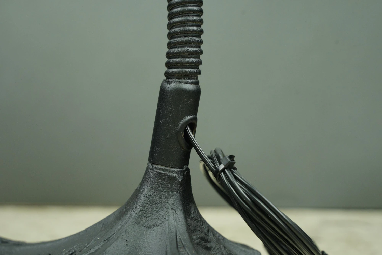 Restored Antique S. Robert Schwartz & Bro. Floral Adjustable Arm Desk Lamp 15 Restored Antique S. Robert Schwartz & Bro. Floral Adjustable Arm Desk Lamp - Image 13