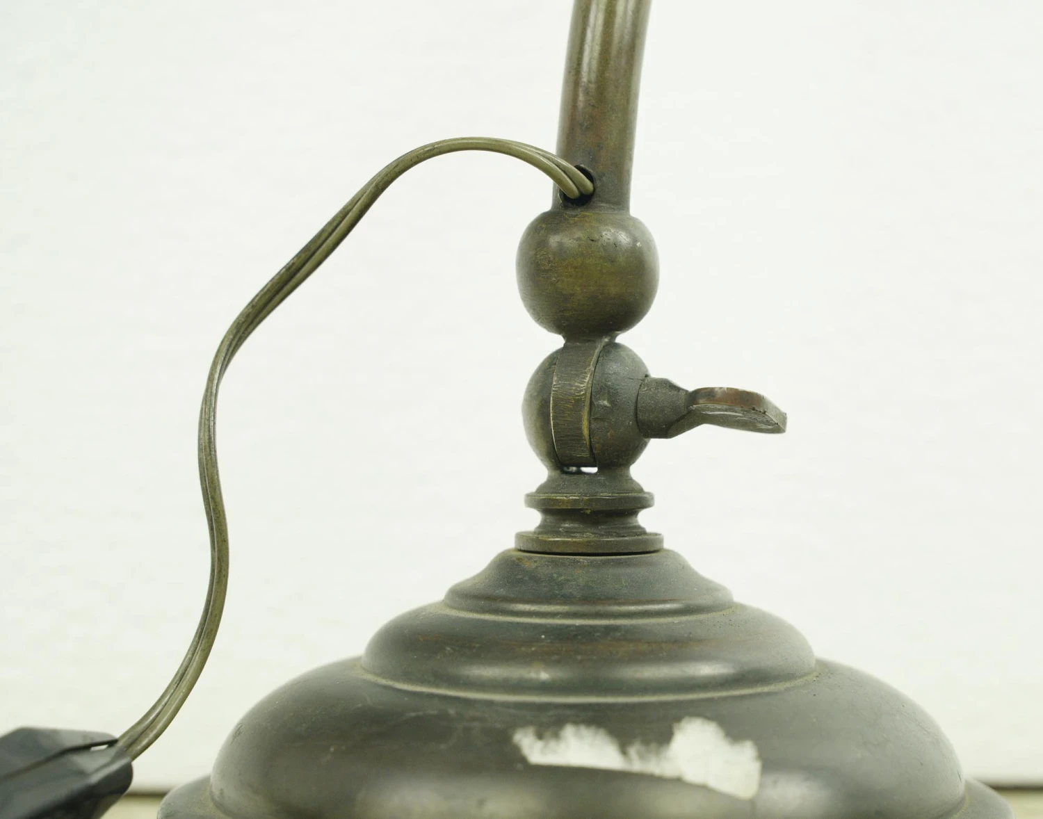 Antique Fixed Arm Swinging Head Brass Wall Desk Lamp 8 Antique Fixed Arm Swinging Head Brass Wall Desk Lamp - Image 6