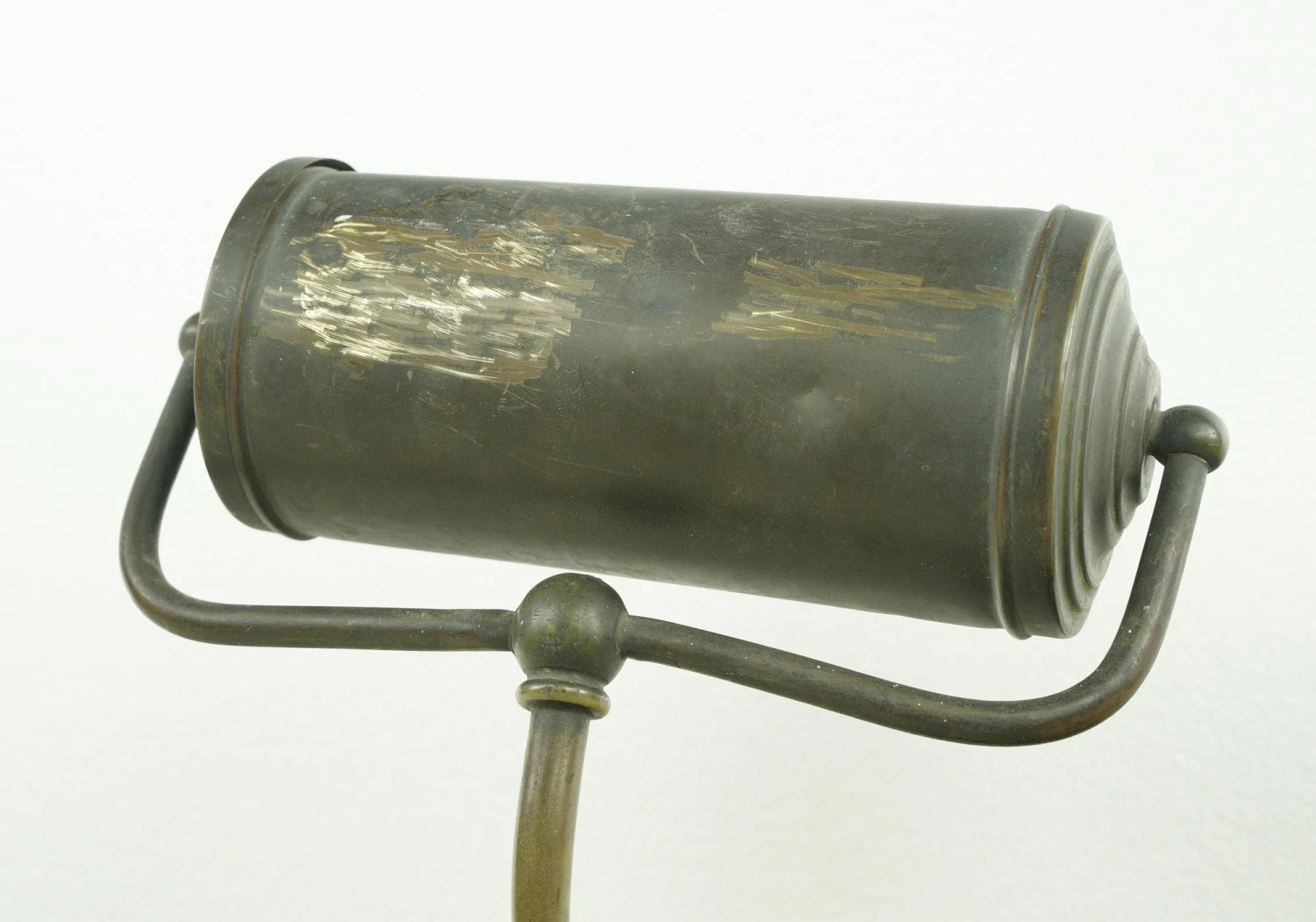 Antique Fixed Arm Swinging Head Brass Wall Desk Lamp 11 Antique Fixed Arm Swinging Head Brass Wall Desk Lamp - Image 9