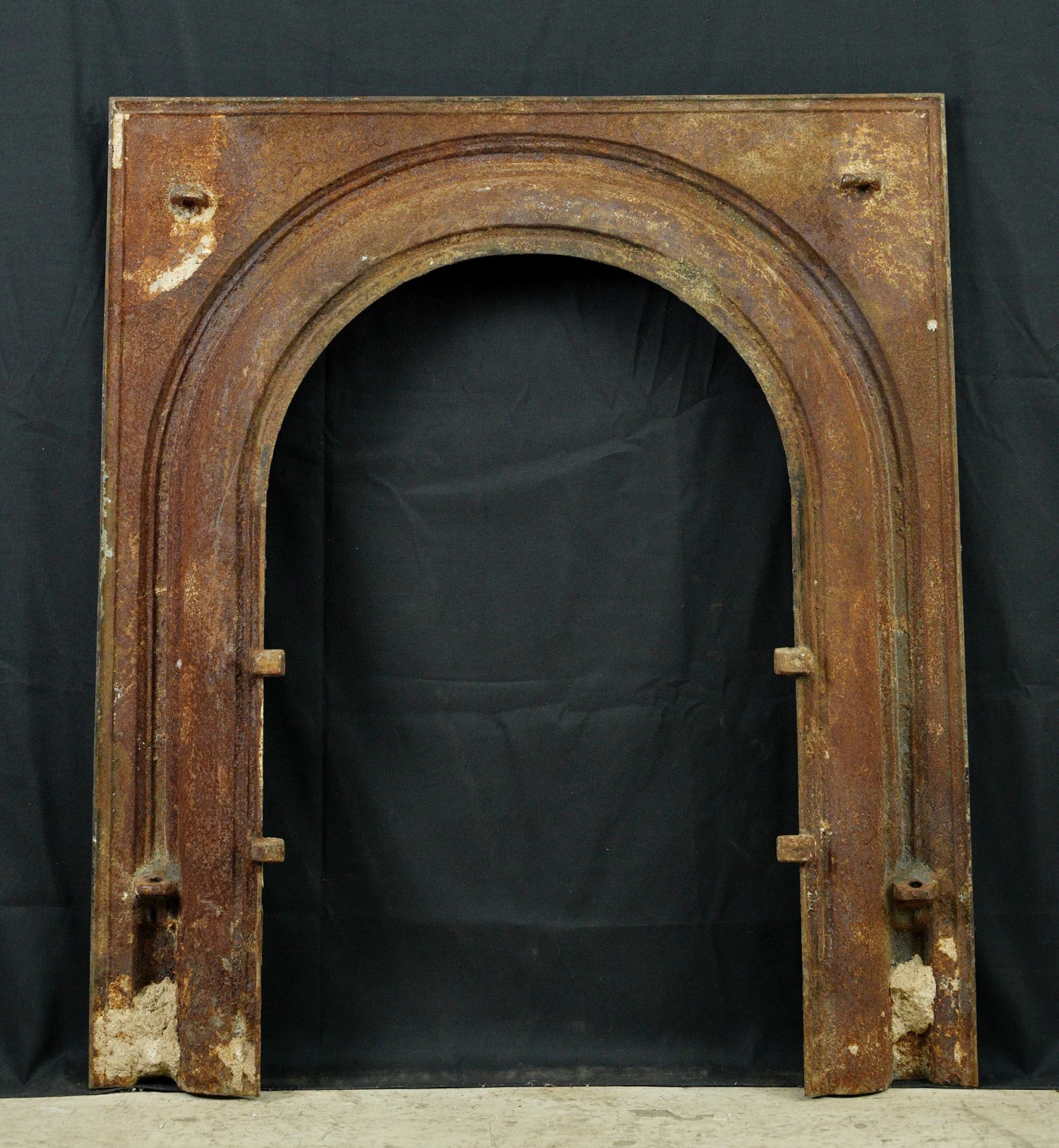Antique Victorian Black Cast Iron Arched Fireplace Insert Surround 9 Antique Victorian Black Cast Iron Arched Fireplace Insert Surround - Image 7