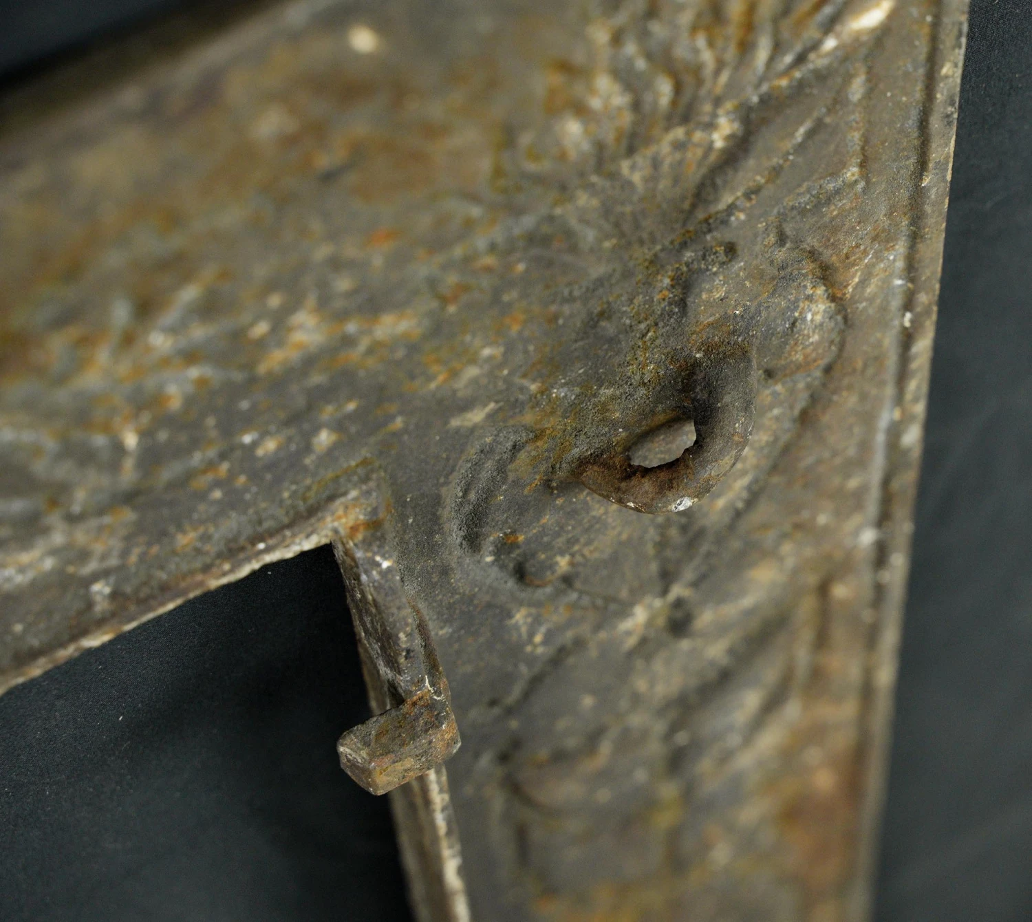 Antique Victorian White Painted Cast Iron Fireplace Insert Surround 10 Antique Victorian White Painted Cast Iron Fireplace Insert Surround - Image 8