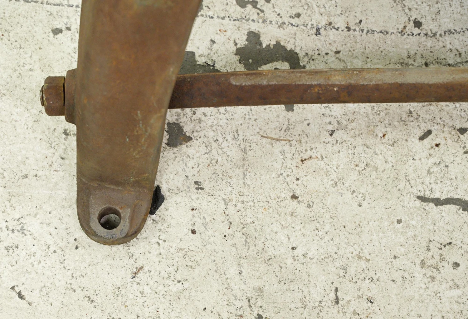 Reclaimed Cast Iron Standard Height Stool Machine Base 6 Reclaimed Cast Iron Standard Height Stool Machine Base - Image 4