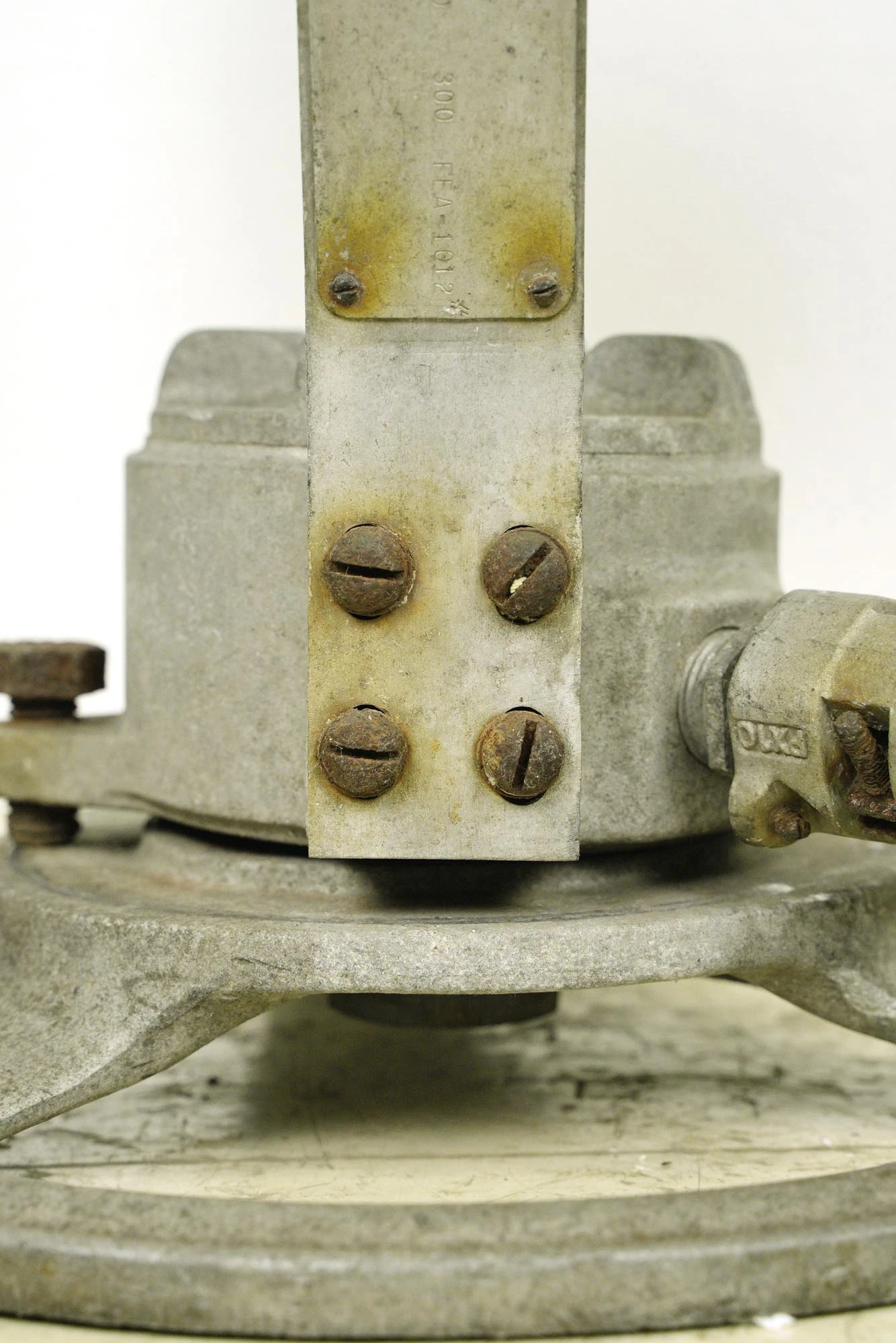 Early 20th Century Salvaged Pyle Cast Aluminum Nautical Spotlight 11 Early 20th Century Salvaged Pyle Cast Aluminum Nautical Spotlight - Image 9