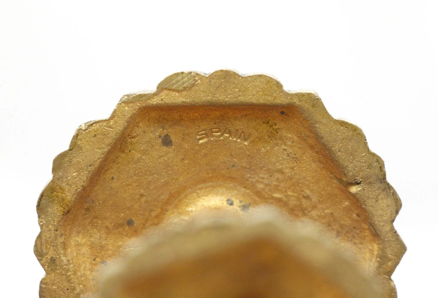 Pair Of Vintage 2.25 In. Hexagon Scalloped Brass Cabinet Drawer Knobs 6 Pair Of Vintage 2.25 In. Hexagon Scalloped Brass Cabinet Drawer Knobs - Image 4