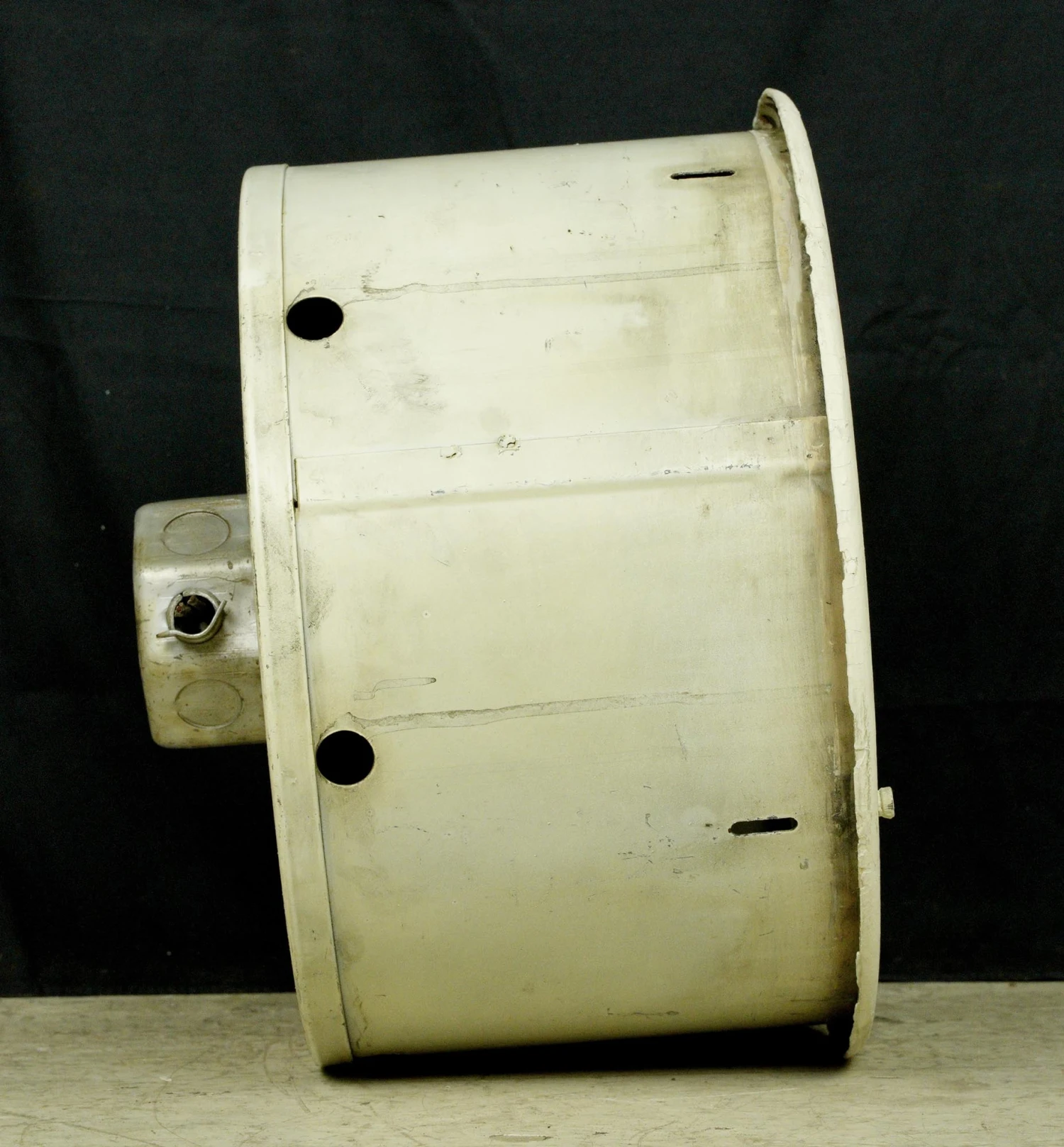 The Plaza Hotel Steel & Glass 16 In. Industrial Recessed Ceiling Light 7 The Plaza Hotel Steel & Glass 16 In. Industrial Recessed Ceiling Light - Image 5