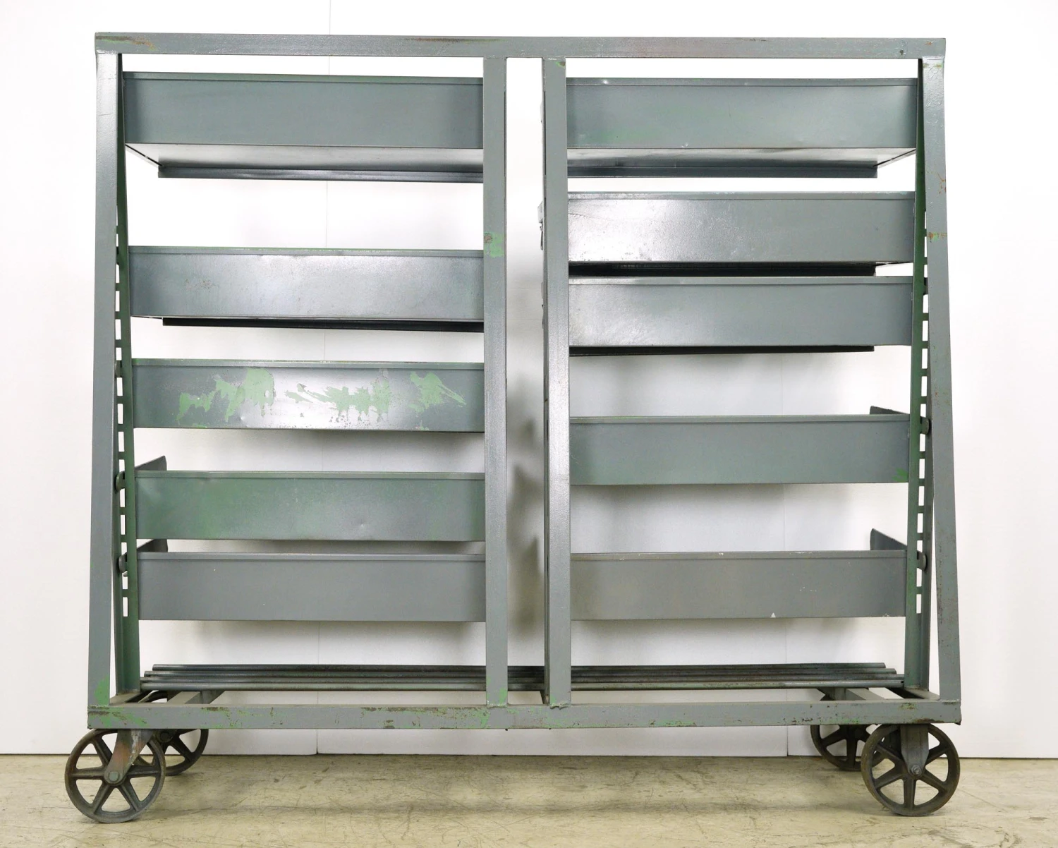 Industrial Gray Steel Double Adjustable Tray Rolling Cart 12 Industrial Gray Steel Double Adjustable Tray Rolling Cart - Image 10