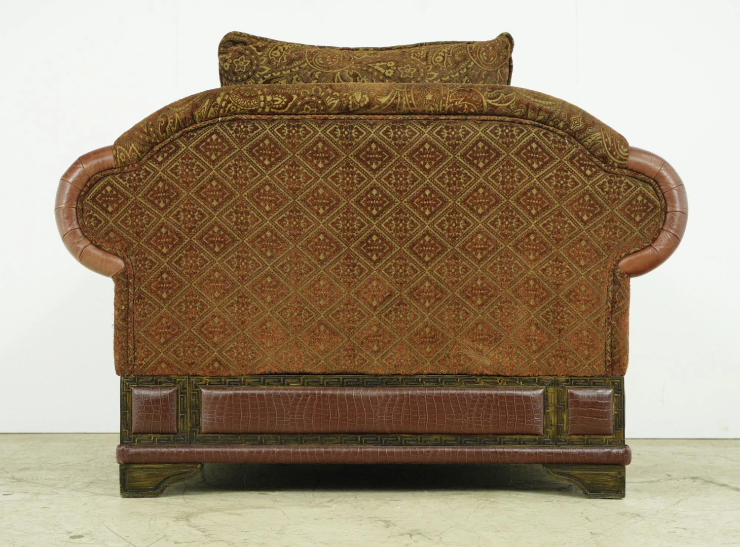 Traditional Red Leather Brown & Gold Living Room Seating Set 12 Traditional Red Leather Brown & Gold Living Room Seating Set - Image 10