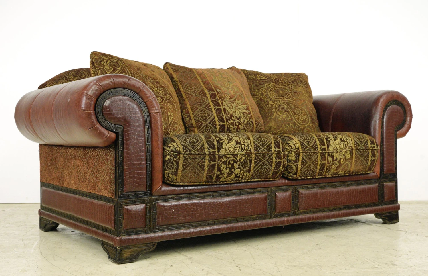 Traditional Red Leather Brown & Gold Living Room Seating Set 14 Traditional Red Leather Brown & Gold Living Room Seating Set - Image 12