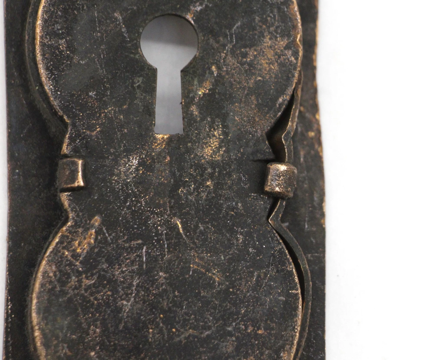 Antique 5.125 In. Cast Iron Aesthetic Recessed Pocket Door Plate 8 Antique 5.125 In. Cast Iron Aesthetic Recessed Pocket Door Plate - Image 6