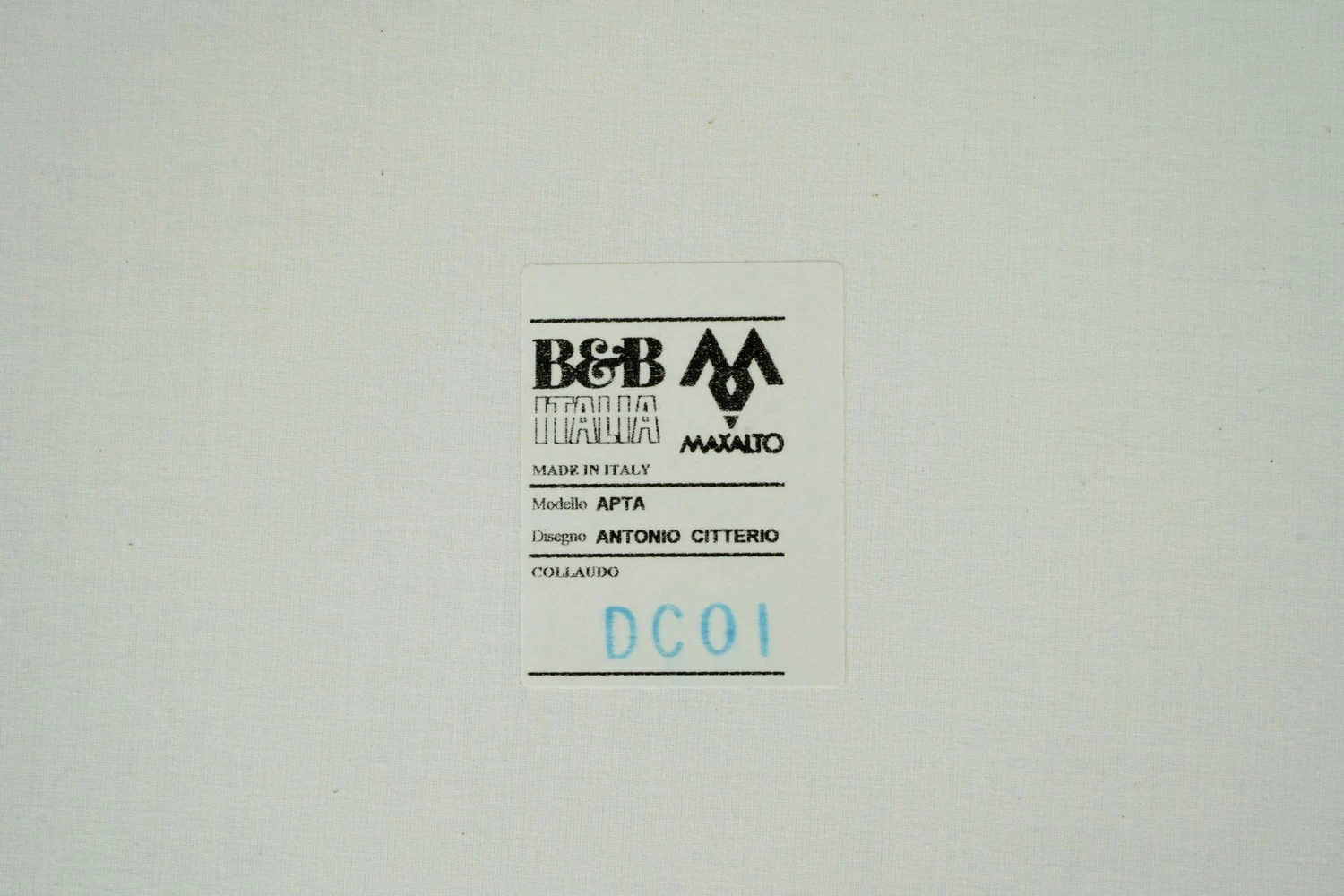 Contemporary White Leather Square Maxalto Italian Apta Ottoman 11 Contemporary White Leather Square Maxalto Italian Apta Ottoman - Image 9