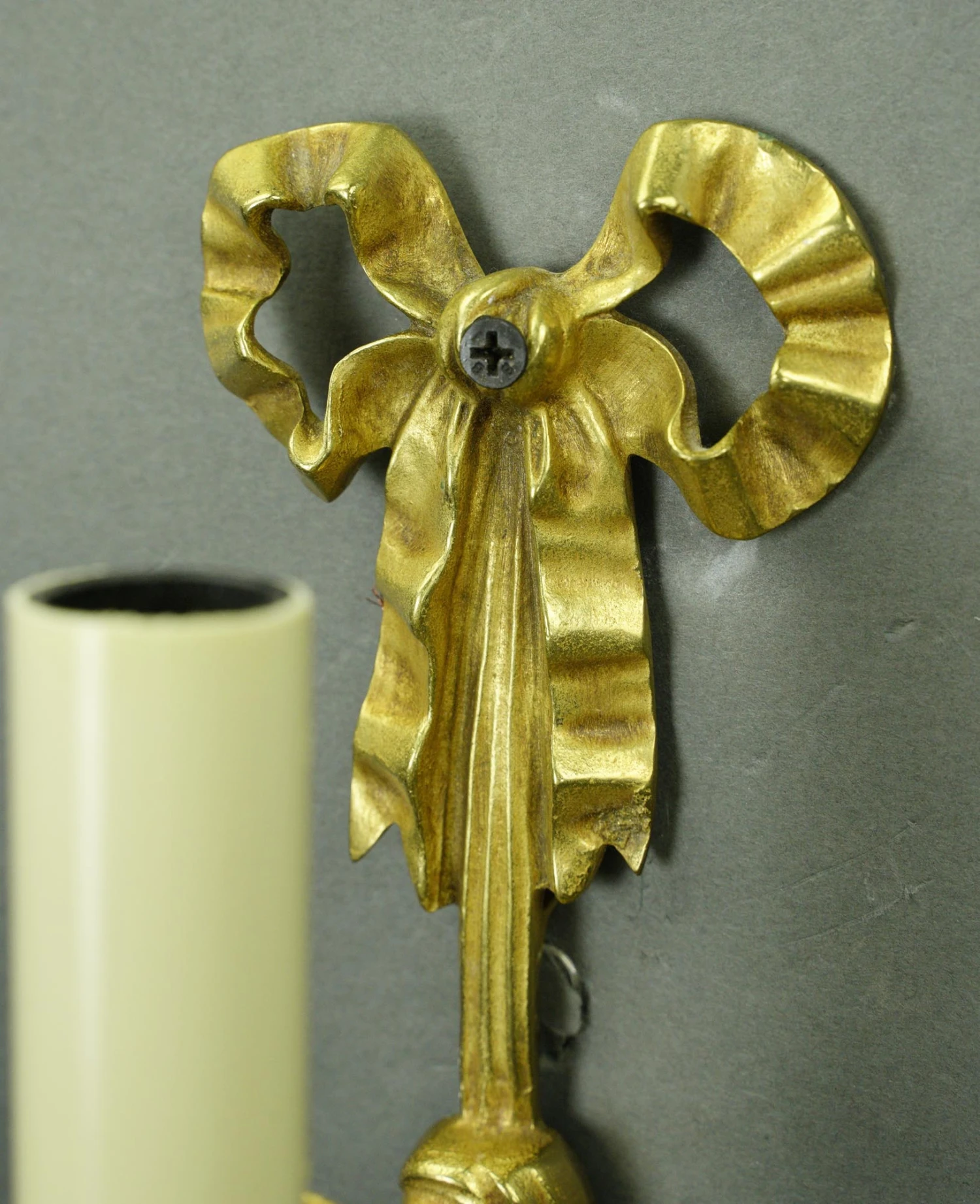 Pair Of Vintage 1 Arm Brass Ribbon Tassel Wall Sconces 7 Pair Of Vintage 1 Arm Brass Ribbon Tassel Wall Sconces - Image 5