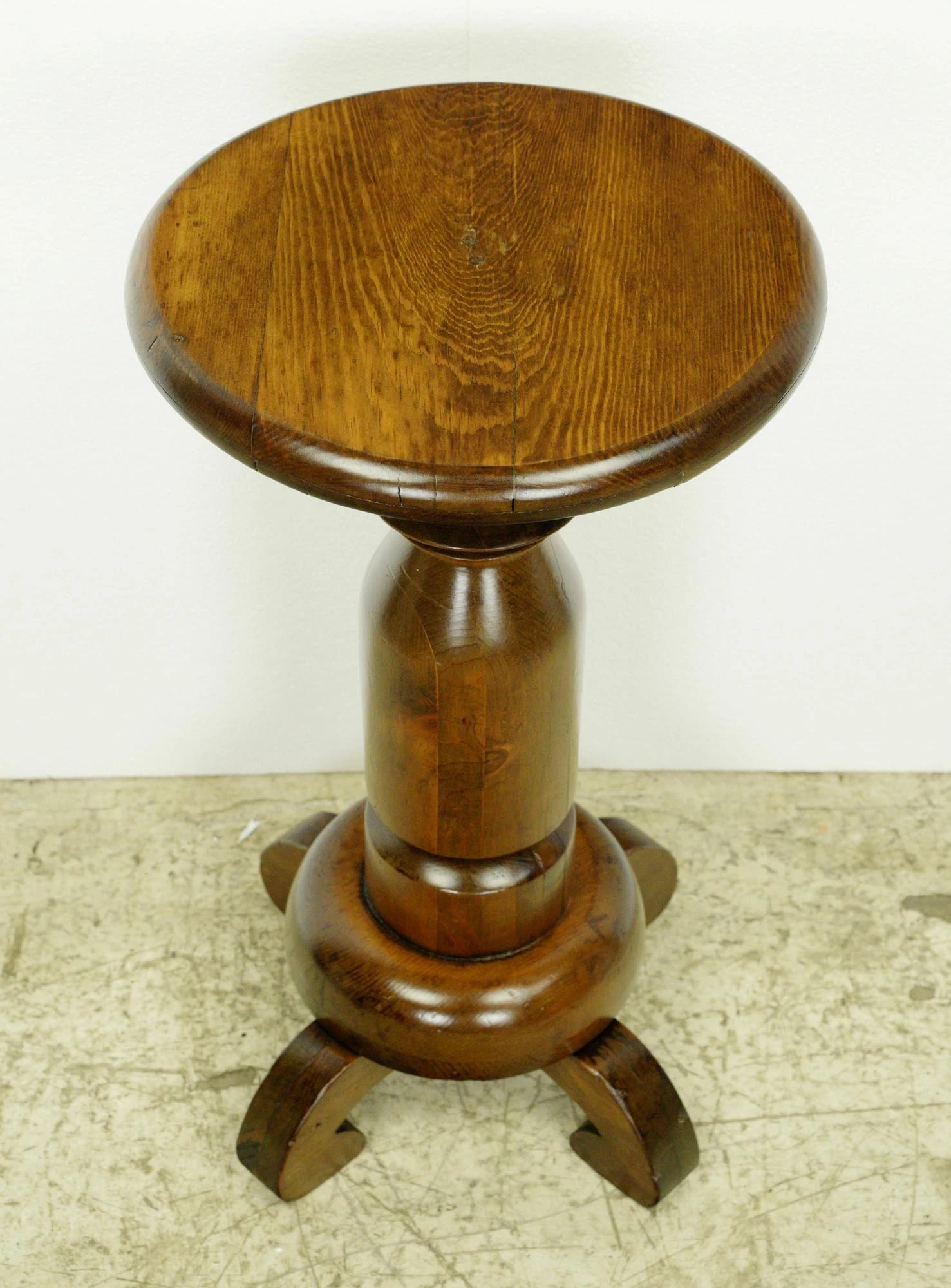 Traditional Round Dark Wood Pine Pedestal Stool 7 Traditional Round Dark Wood Pine Pedestal Stool - Image 5