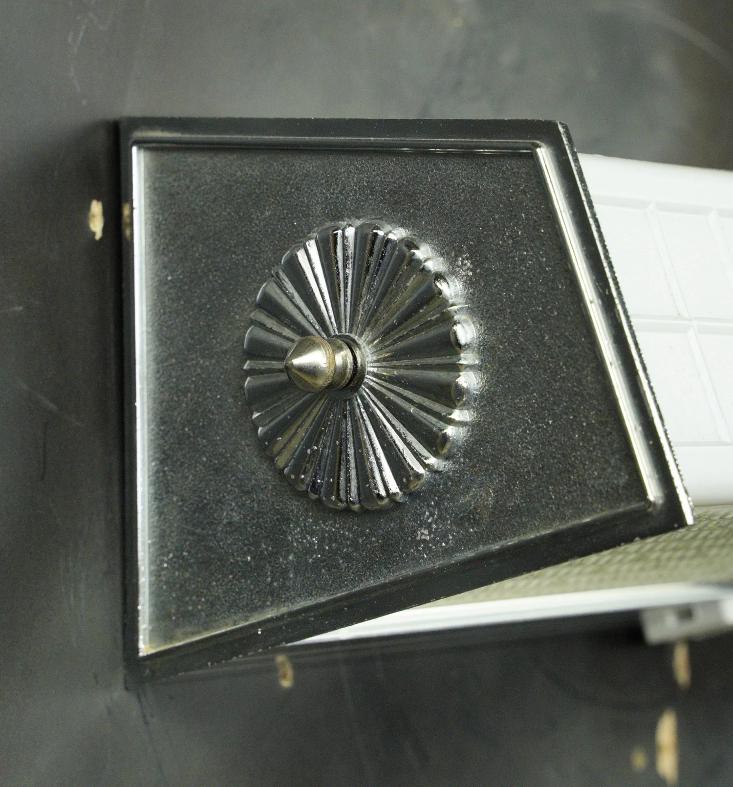 Mid Century Aluminum Squares Glass Bathroom Wall Sconce 9 Mid Century Aluminum Squares Glass Bathroom Wall Sconce - Image 7