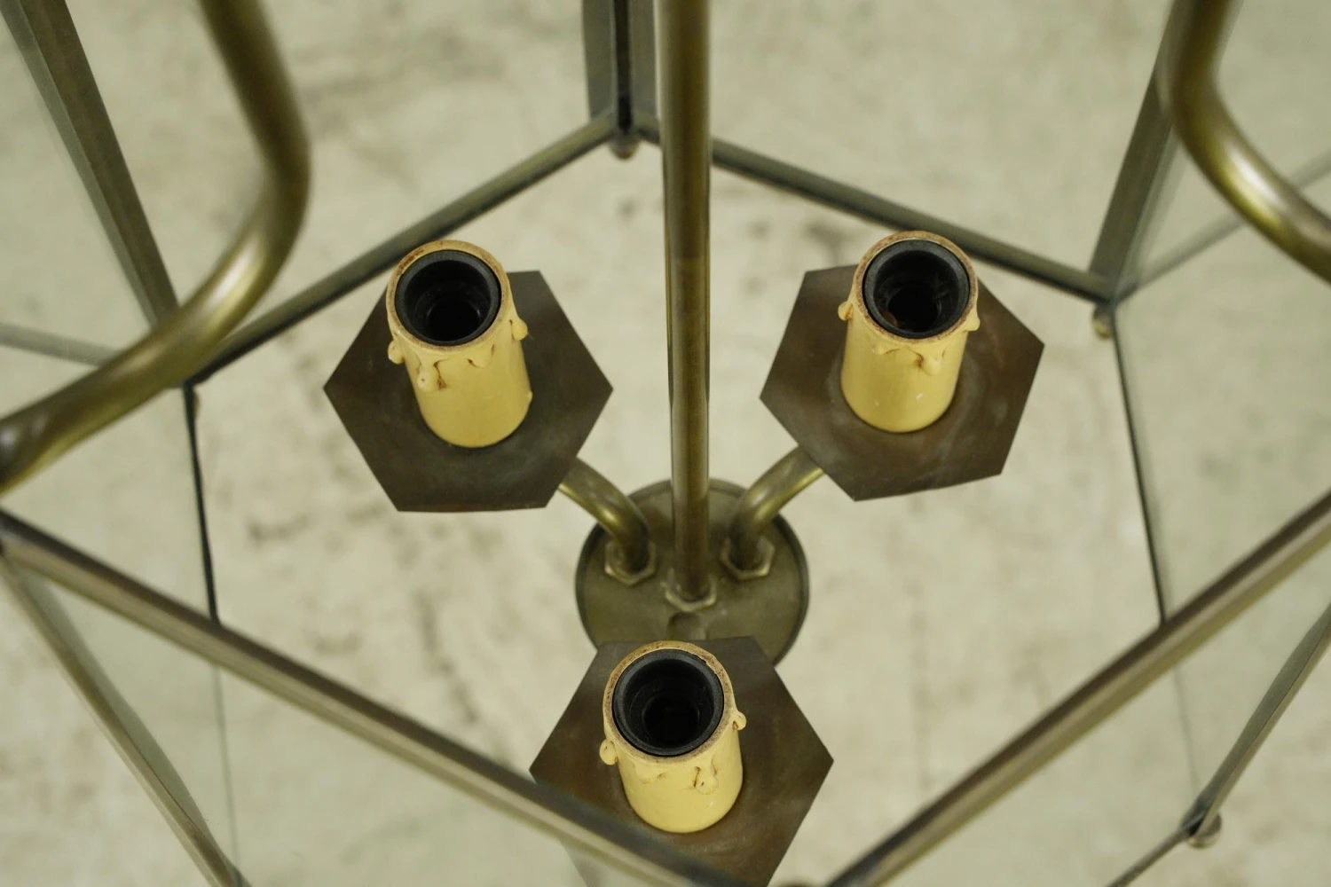 Vintage Traditional Brass Clear Glass Lantern Pendant Light 14 Vintage Traditional Brass Clear Glass Lantern Pendant Light - Image 12