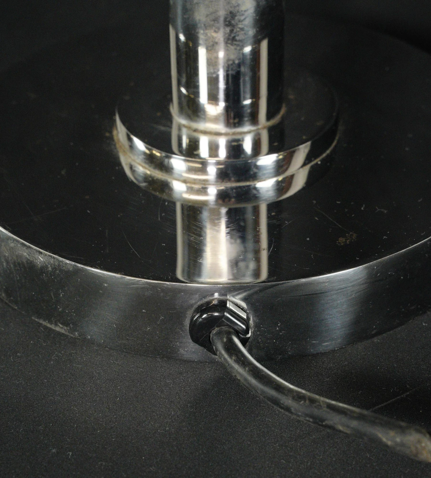 D.W Haber & Son Waldorf Astoria Hammered Stainless Steel Food Heat Lamp 9 D.W Haber & Son Waldorf Astoria Hammered Stainless Steel Food Heat Lamp - Image 7