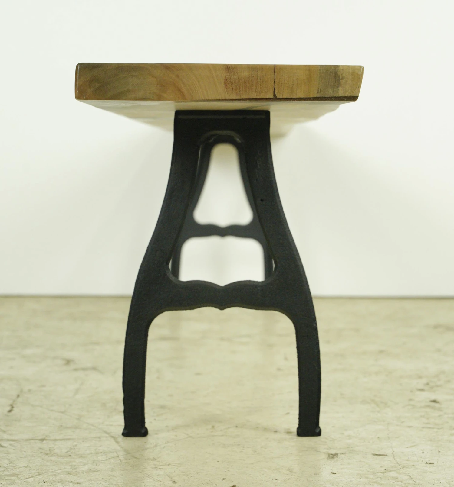 Handcrafted 7.6 Ft. Live Edge Sycamore Cast Iron Legs Bench 11 Handcrafted 7.6 Ft. Live Edge Sycamore Cast Iron Legs Bench - Image 9