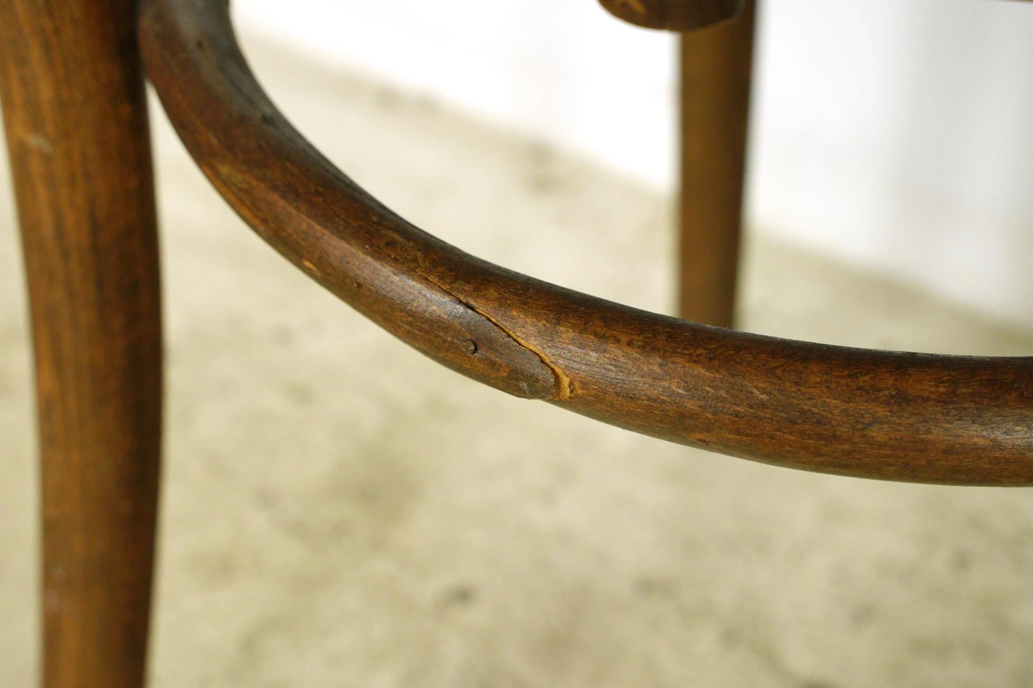 Set Of 6 Vintage Bentwood Floral Upholstery Arm Chairs 6 Set Of 6 Vintage Bentwood Floral Upholstery Arm Chairs - Image 4