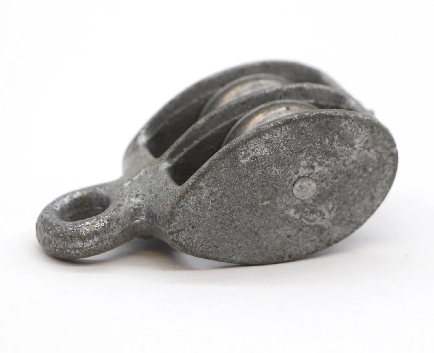 Vintage 2.75 In. Double Wheel Steel Pulley 6 Vintage 2.75 In. Double Wheel Steel Pulley - Image 4