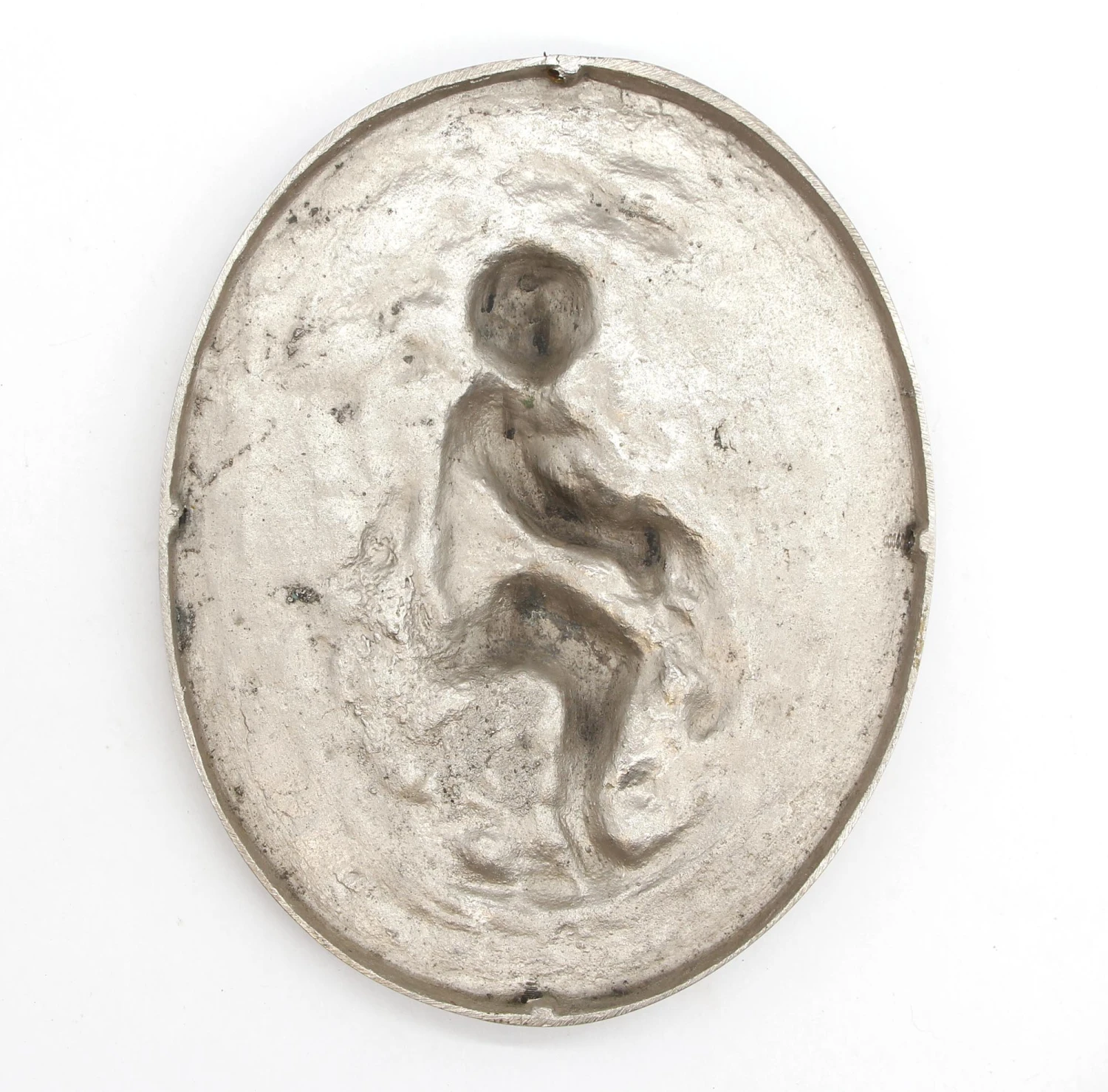 Vintage Cast Aluminum Figural Horseback Oval Silver Wall Relief 10 Vintage Cast Aluminum Figural Horseback Oval Silver Wall Relief - Image 8