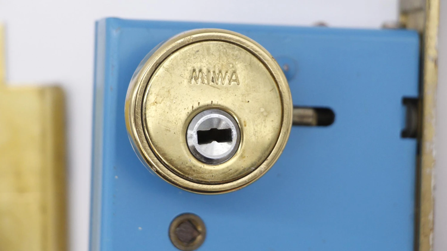 Pair Of Polished Brass Entry Baldwin Mortise Locks With One Key 7 Pair Of Polished Brass Entry Baldwin Mortise Locks With One Key - Image 5