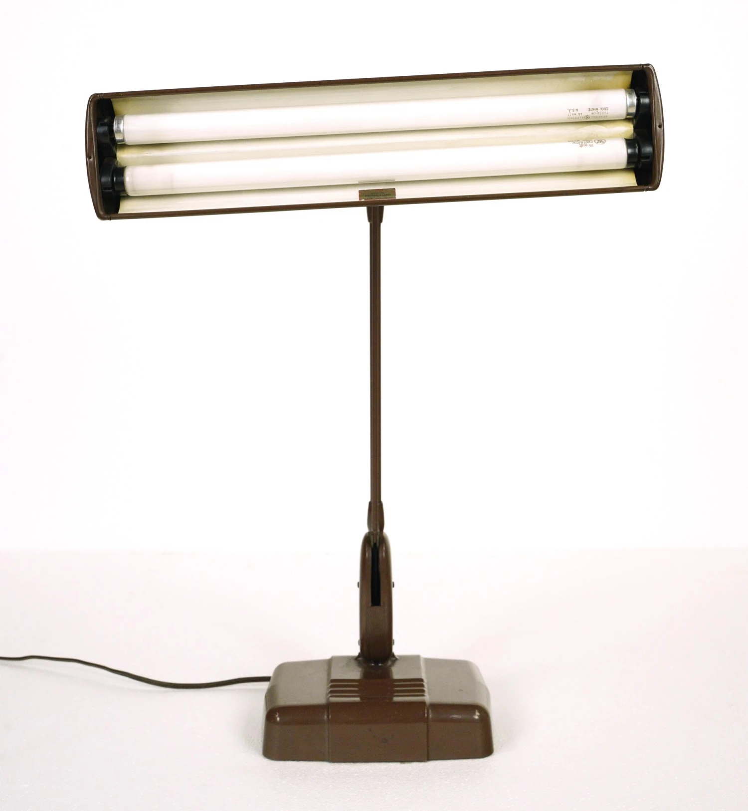 1950s Mid Century Dazor Floating Portable Desk Lamp 11 1950s Mid Century Dazor Floating Portable Desk Lamp - Image 9