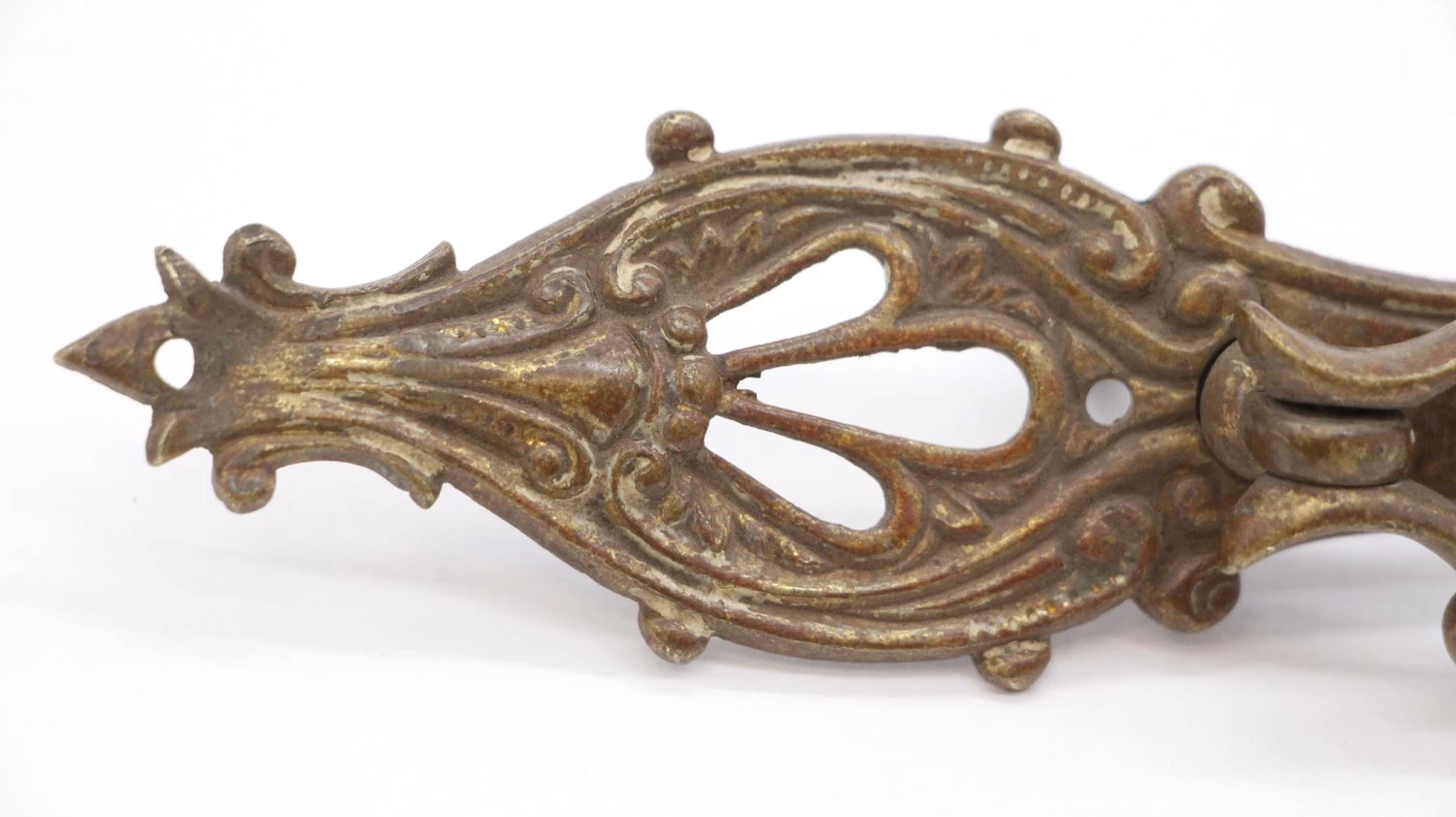 Ornate Brass Keyhole Ring Furniture Pull Latch With Spindle 6 Ornate Brass Keyhole Ring Furniture Pull Latch With Spindle - Image 4