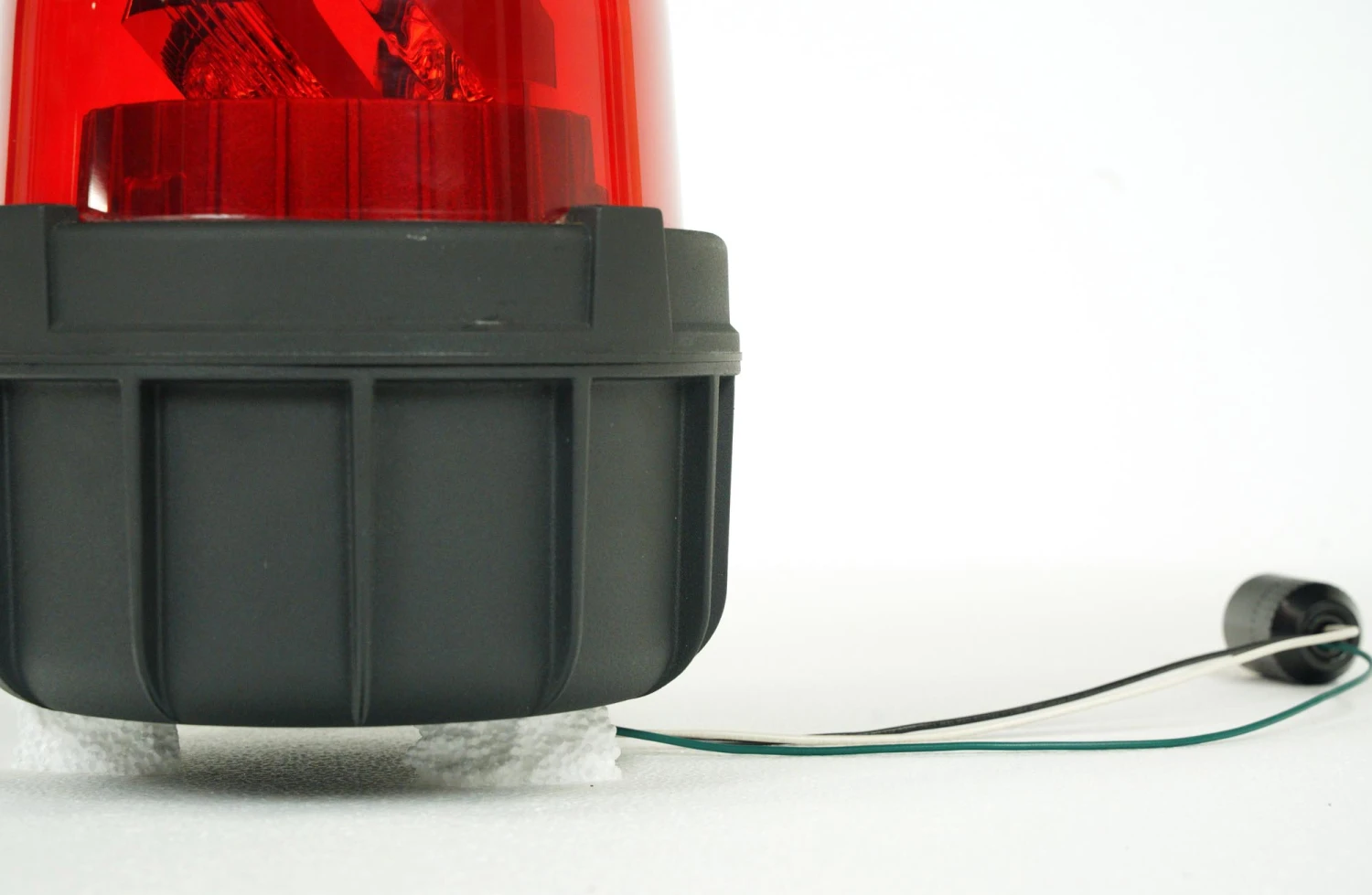 Commander LED Black Body Red Lens Rotating Warning Beacons 7 Commander LED Black Body Red Lens Rotating Warning Beacons - Image 5