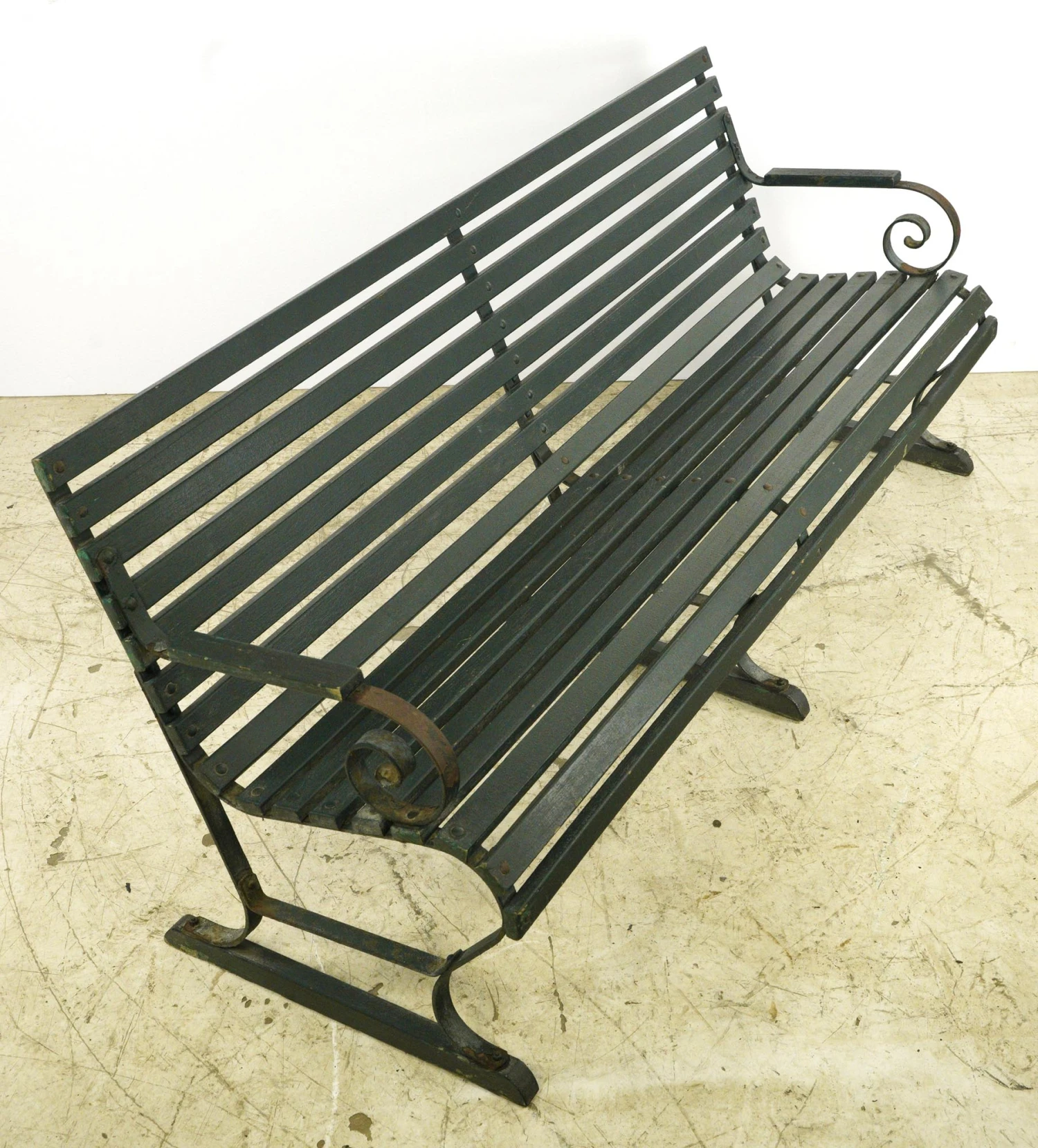 Belmont Park Horse Racetrack Green Oak & Iron Outdoor Bench 7 Belmont Park Horse Racetrack Green Oak & Iron Outdoor Bench - Image 5