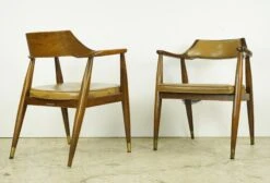 Pair Of Mid Century Dubin Chestnut Brown Leather Armchairs 13 Pair Of Mid Century Dubin Chestnut Brown Leather Armchairs -OGT Sale Store q286529 04