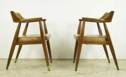 Pair Of Mid Century Dubin Chestnut Brown Leather Armchairs 14 Pair Of Mid Century Dubin Chestnut Brown Leather Armchairs -OGT Sale Store q286529 05