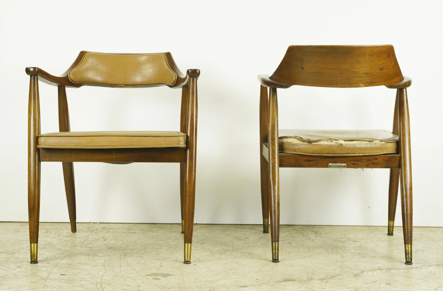 Pair Of Mid Century Dubin Chestnut Brown Leather Armchairs 9 Pair Of Mid Century Dubin Chestnut Brown Leather Armchairs - Image 7