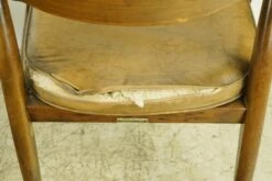 Pair Of Mid Century Dubin Chestnut Brown Leather Armchairs 17 Pair Of Mid Century Dubin Chestnut Brown Leather Armchairs -OGT Sale Store q286529 08