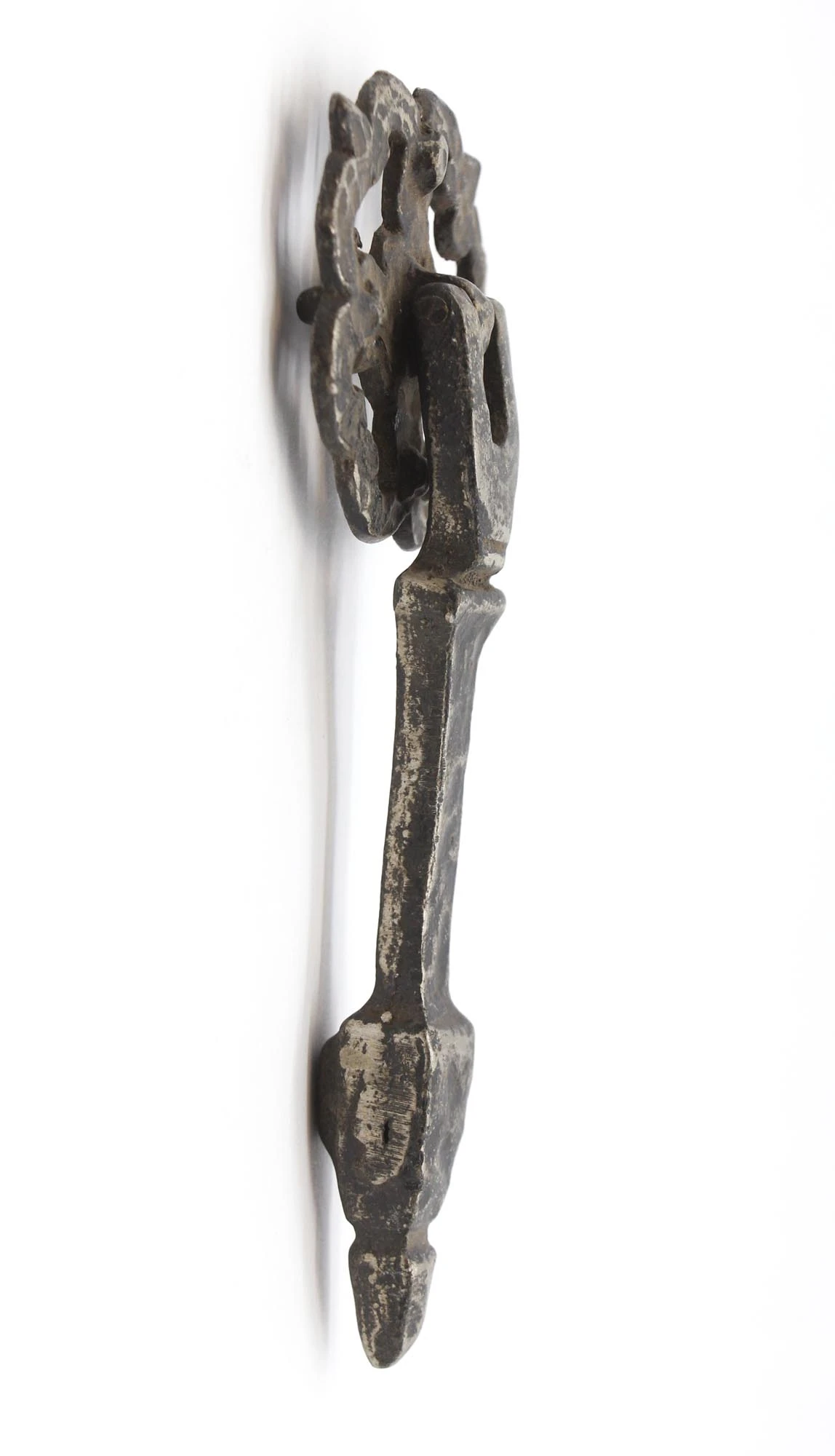 Vintage Arts & Crafts Hammered Brass Door Pull 7 Vintage Arts & Crafts Hammered Brass Door Pull - Image 5