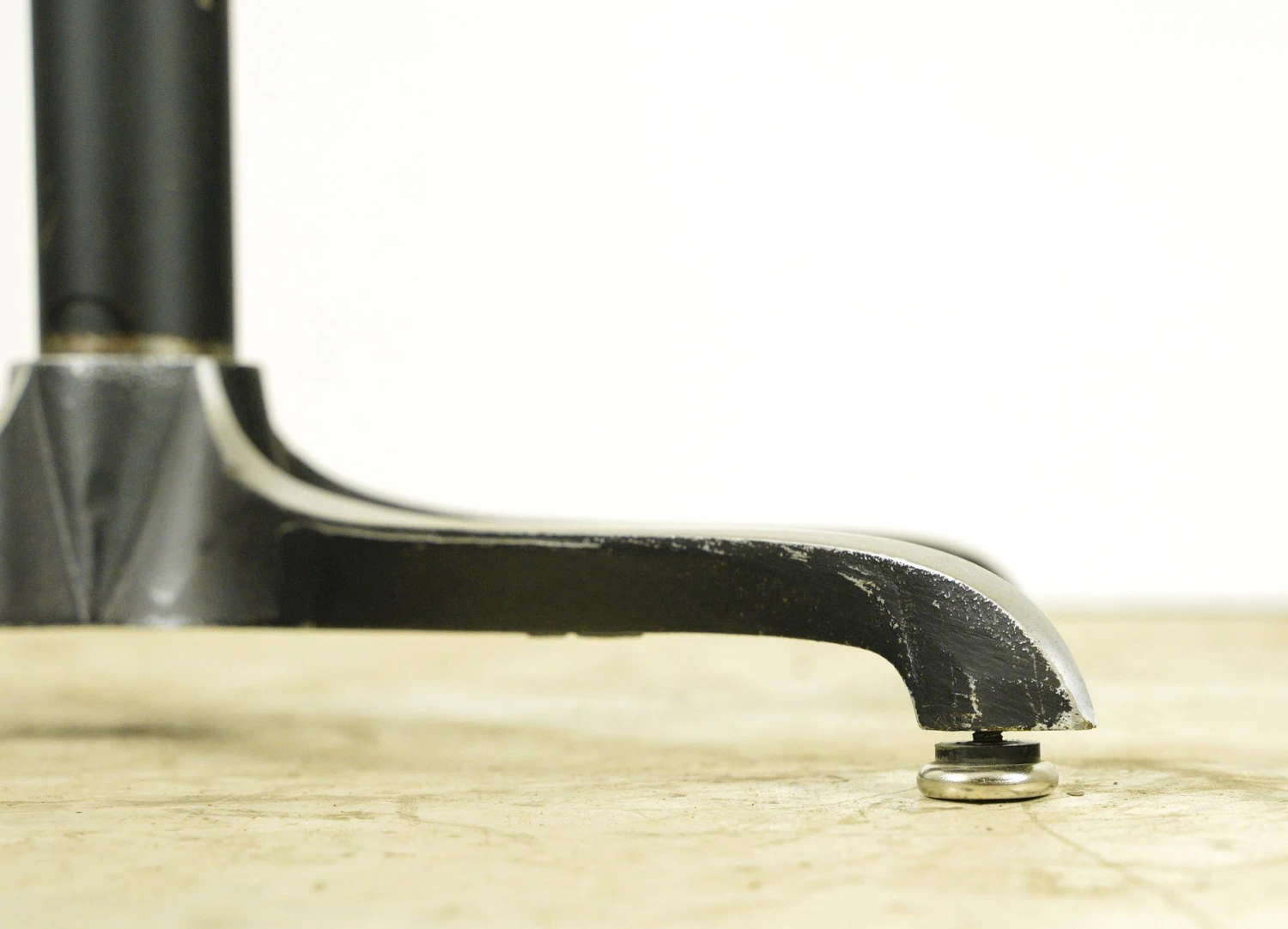 Handcrafted 30.125 In. Live Edge Mahogany Wafer Steel Bistro Table 11 Handcrafted 30.125 In. Live Edge Mahogany Wafer Steel Bistro Table - Image 9