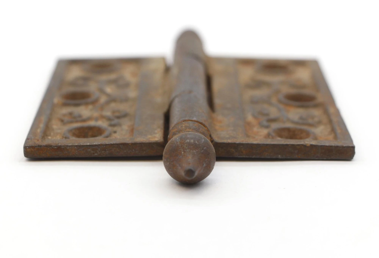 Antique 3.5 X 3.5 Victorian Cast Iron Butt Door Hinge 6 Antique 3.5 X 3.5 Victorian Cast Iron Butt Door Hinge - Image 4