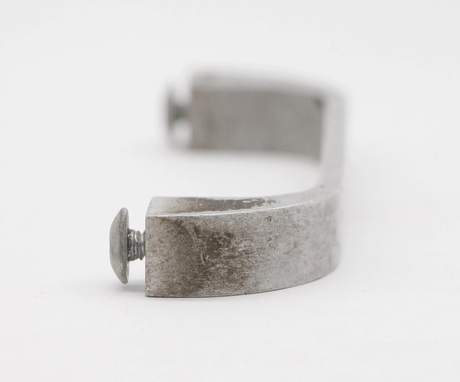 Vintage 4.5 In. Modern Brushed Aluminum Bridge Drawer Pull 6 Vintage 4.5 In. Modern Brushed Aluminum Bridge Drawer Pull - Image 4