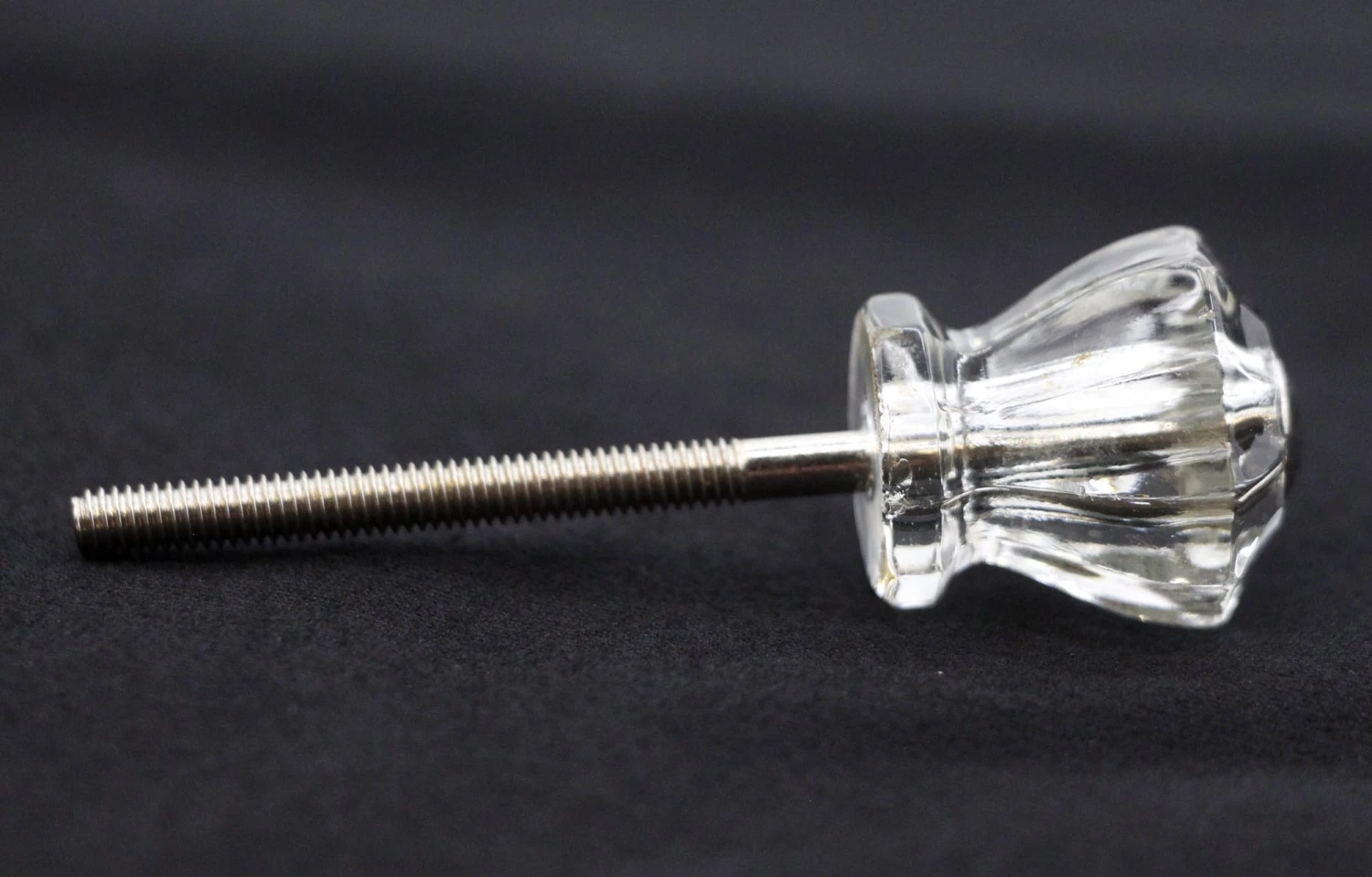 Vintage 0.875 In. Fluted Clear Glass Drawer Cabinet Knob 6 Vintage 0.875 In. Fluted Clear Glass Drawer Cabinet Knob - Image 4