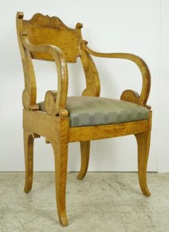 Antique Biedermeier Period Pair Of Maple Chairs 16 Antique Biedermeier Period Pair Of Maple Chairs -OGT Sale Store q287195 05