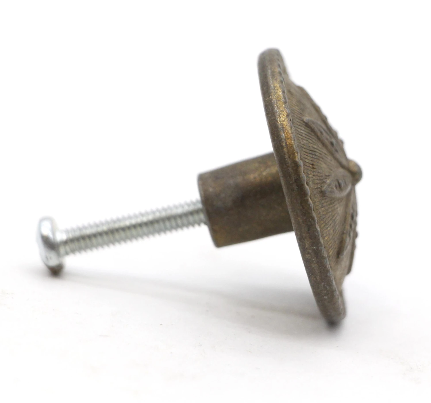 Pair Of Vintage 1.5 In. Floral Brass Drawer Knobs 7 Pair Of Vintage 1.5 In. Floral Brass Drawer Knobs - Image 5