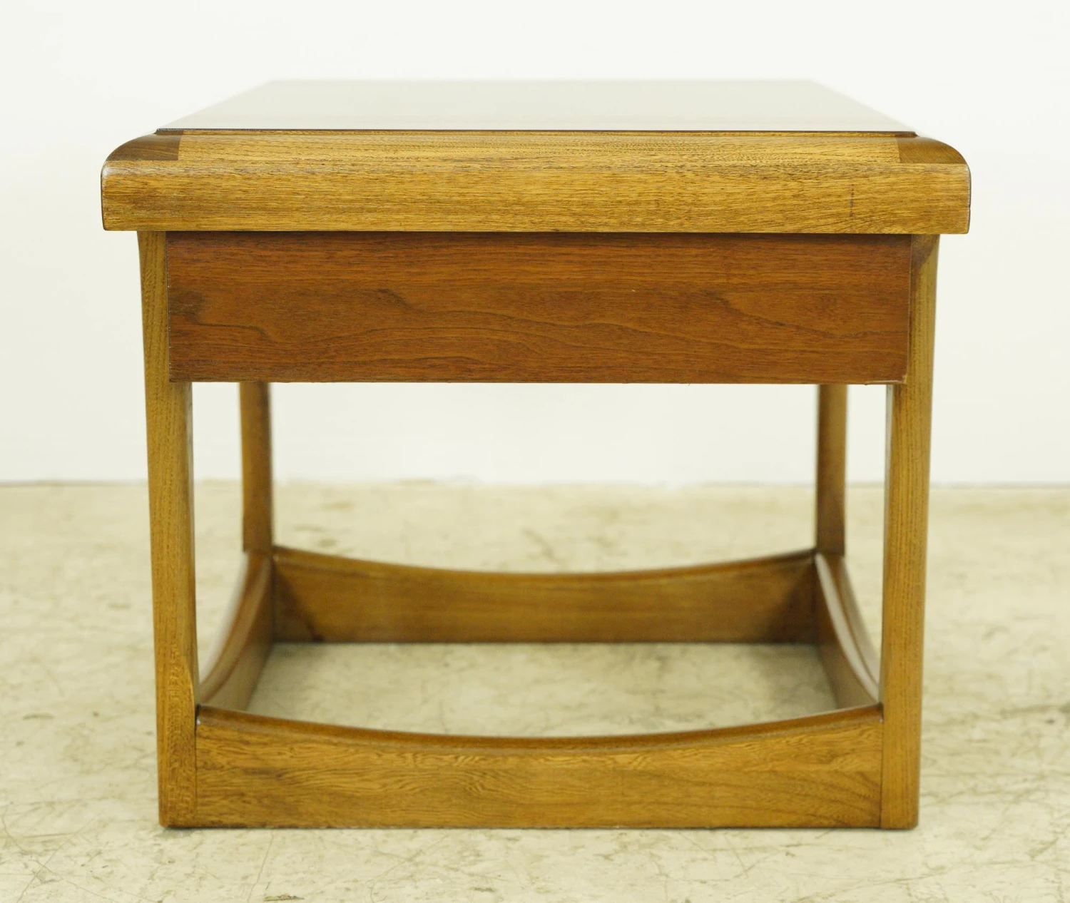 Pair Of Mid Century Walnut End Tables By Lane Furniture 17 Pair Of Mid Century Walnut End Tables By Lane Furniture - Image 15