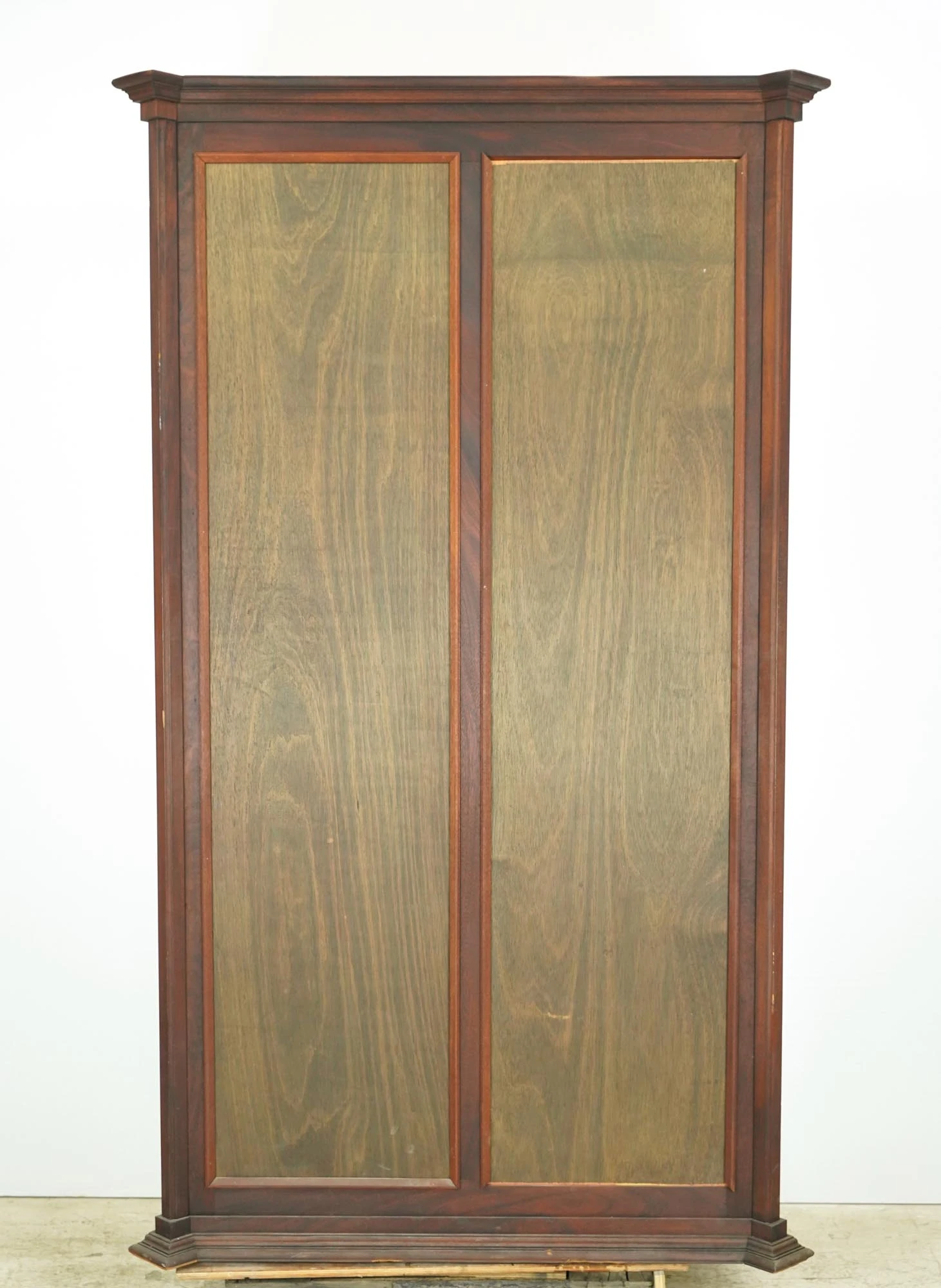 1970s Mahogany Display Case Cabinet With Glass Shelves 12 1970s Mahogany Display Case Cabinet With Glass Shelves - Image 10