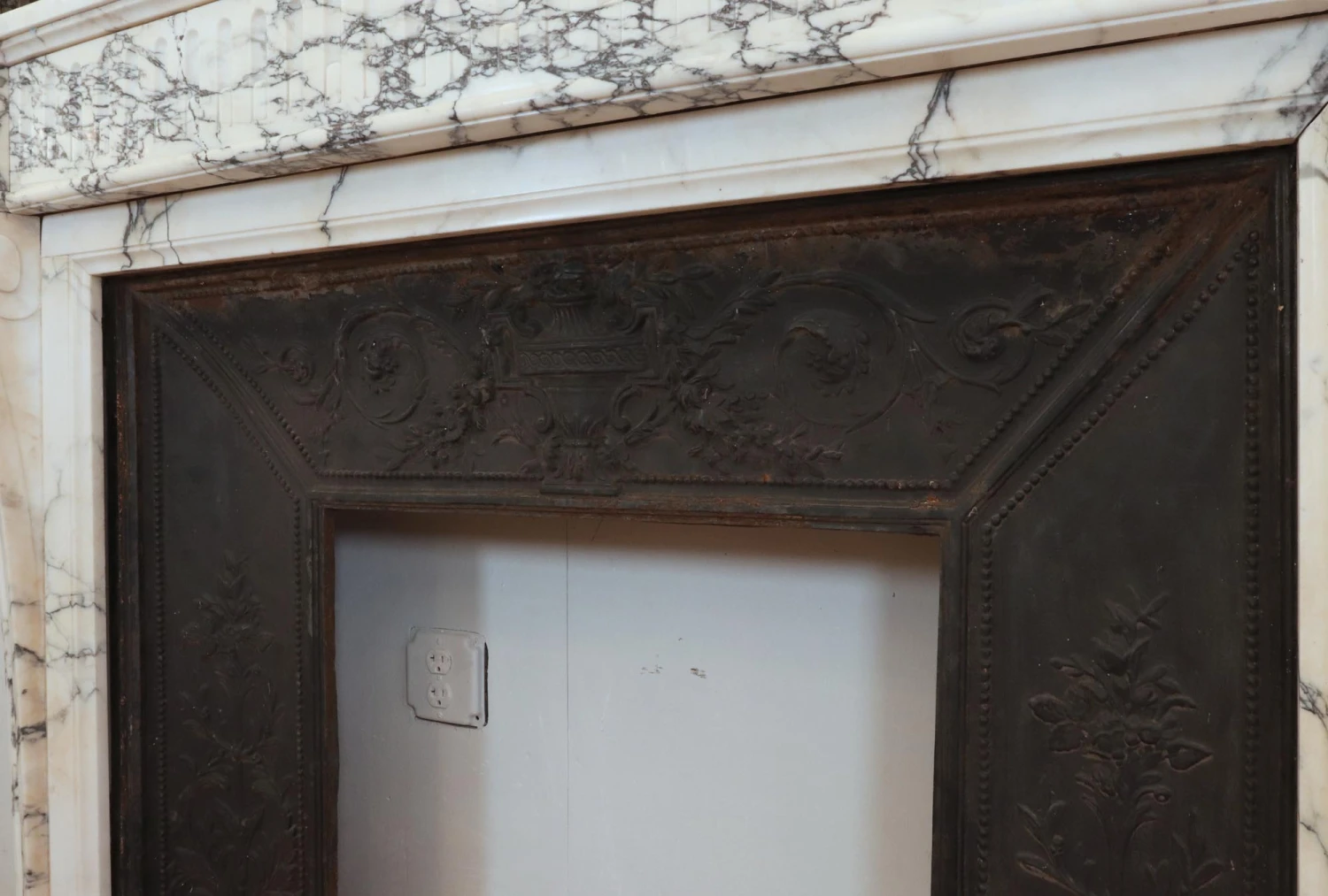 Louis XVI White & Gray Veined Marble Fireplace Mantel 6 Louis XVI White & Gray Veined Marble Fireplace Mantel - Image 4