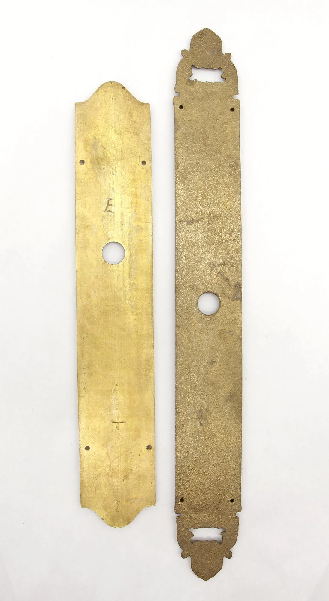 Vintage French Gilded Brass Oval Door Knob Set 10 Vintage French Gilded Brass Oval Door Knob Set - Image 9