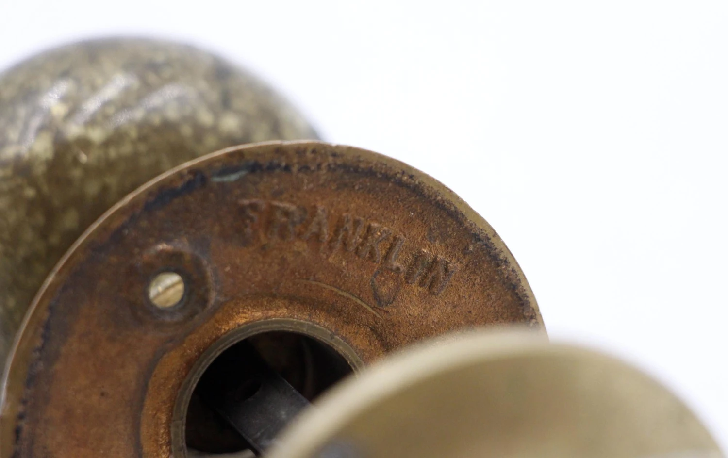 Antique Emblematic BU Brass Door Knob Set 6 Antique Emblematic BU Brass Door Knob Set - Image 4