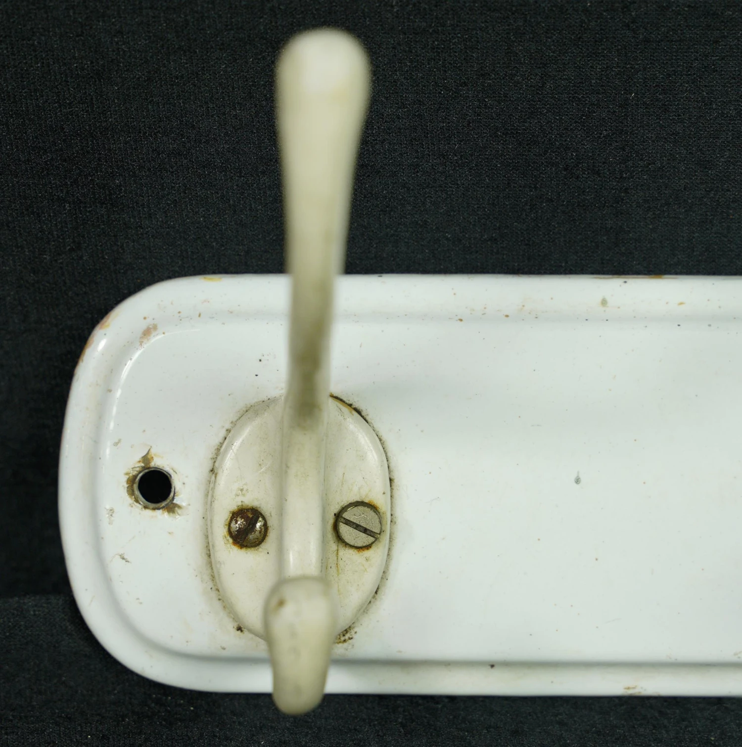 Vintage European White Cast Iron 4 Hook Coat Wall Rack 4 Vintage European White Cast Iron 4 Hook Coat Wall Rack - Image 2