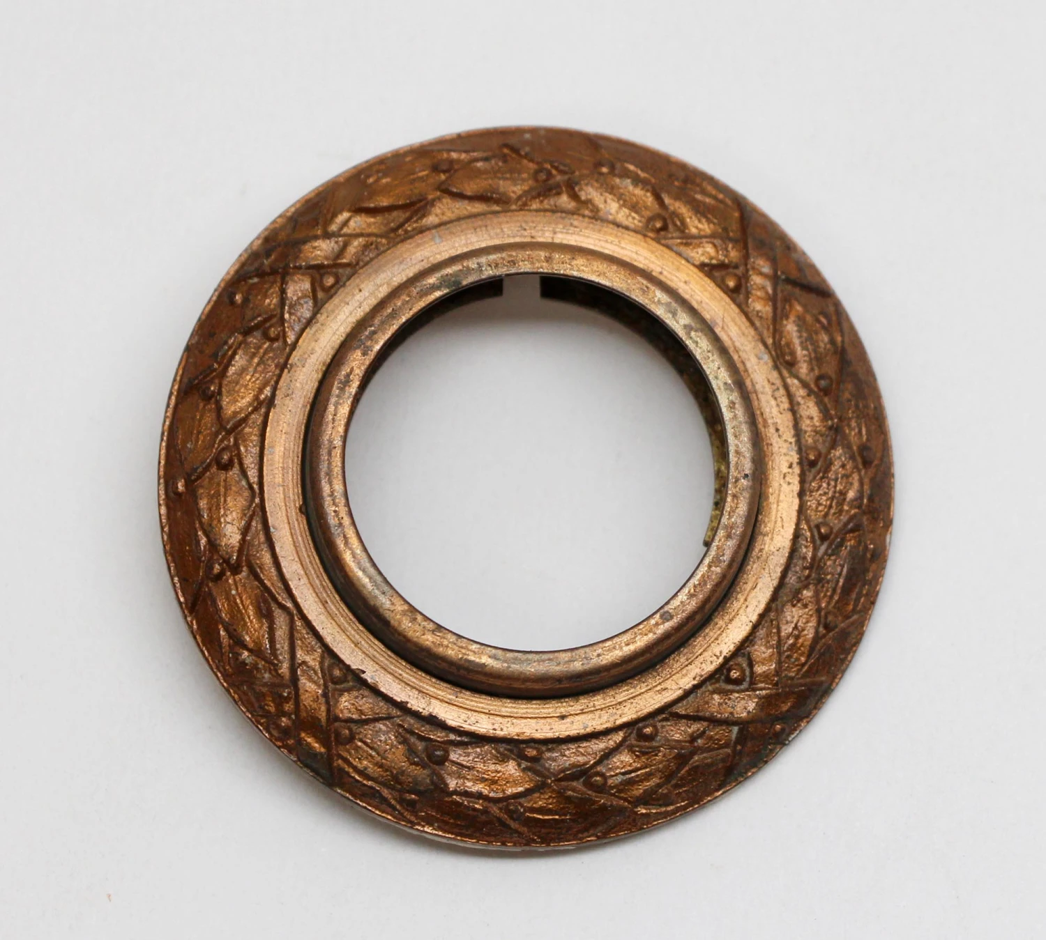 Bronze Sargent Wreath Lock Surrounds 3 Bronze Sargent Wreath Lock Surrounds