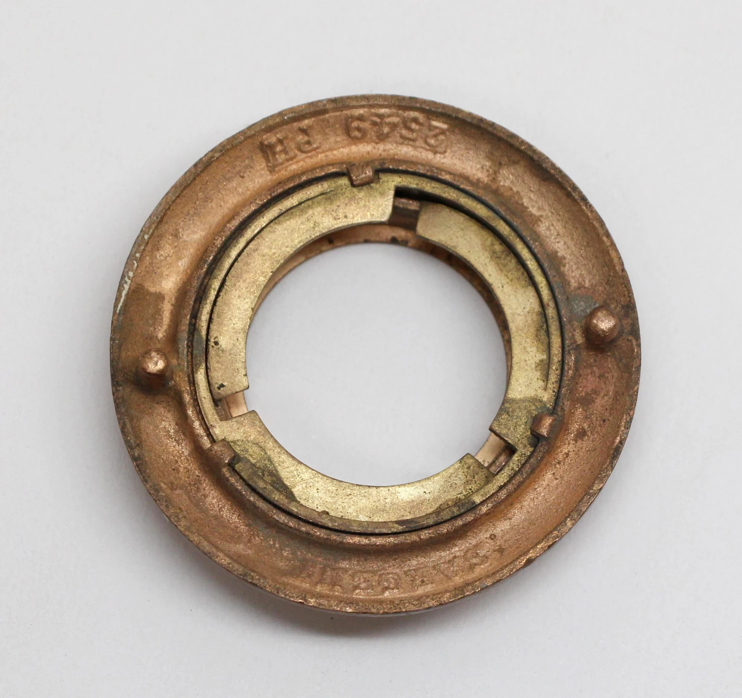 Bronze Sargent Wreath Lock Surrounds 5 Bronze Sargent Wreath Lock Surrounds - Image 3