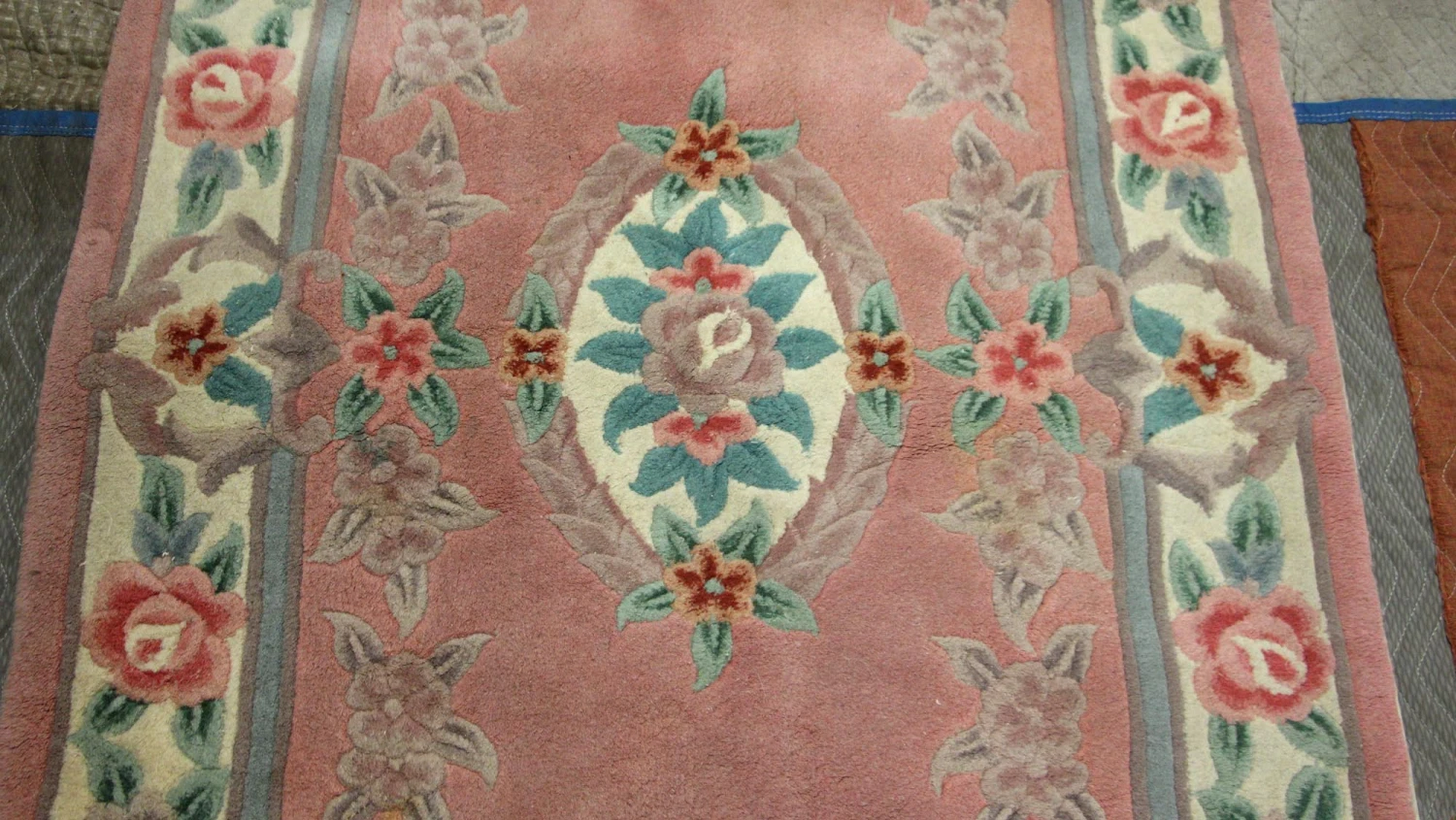 Rose Pink Plush 6 Ft. X 3.5 Ft. Floral Area Rug 5 Rose Pink Plush 6 Ft. X 3.5 Ft. Floral Area Rug - Image 3